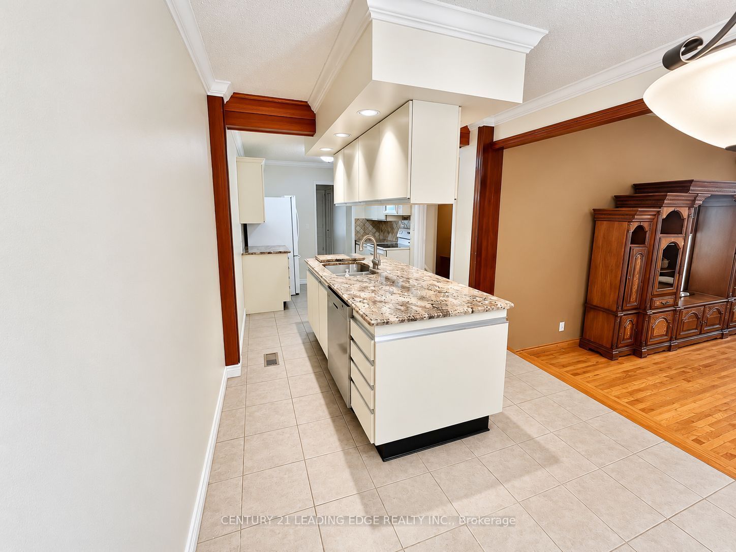 1275 Parkview Avenue Property Photo 7