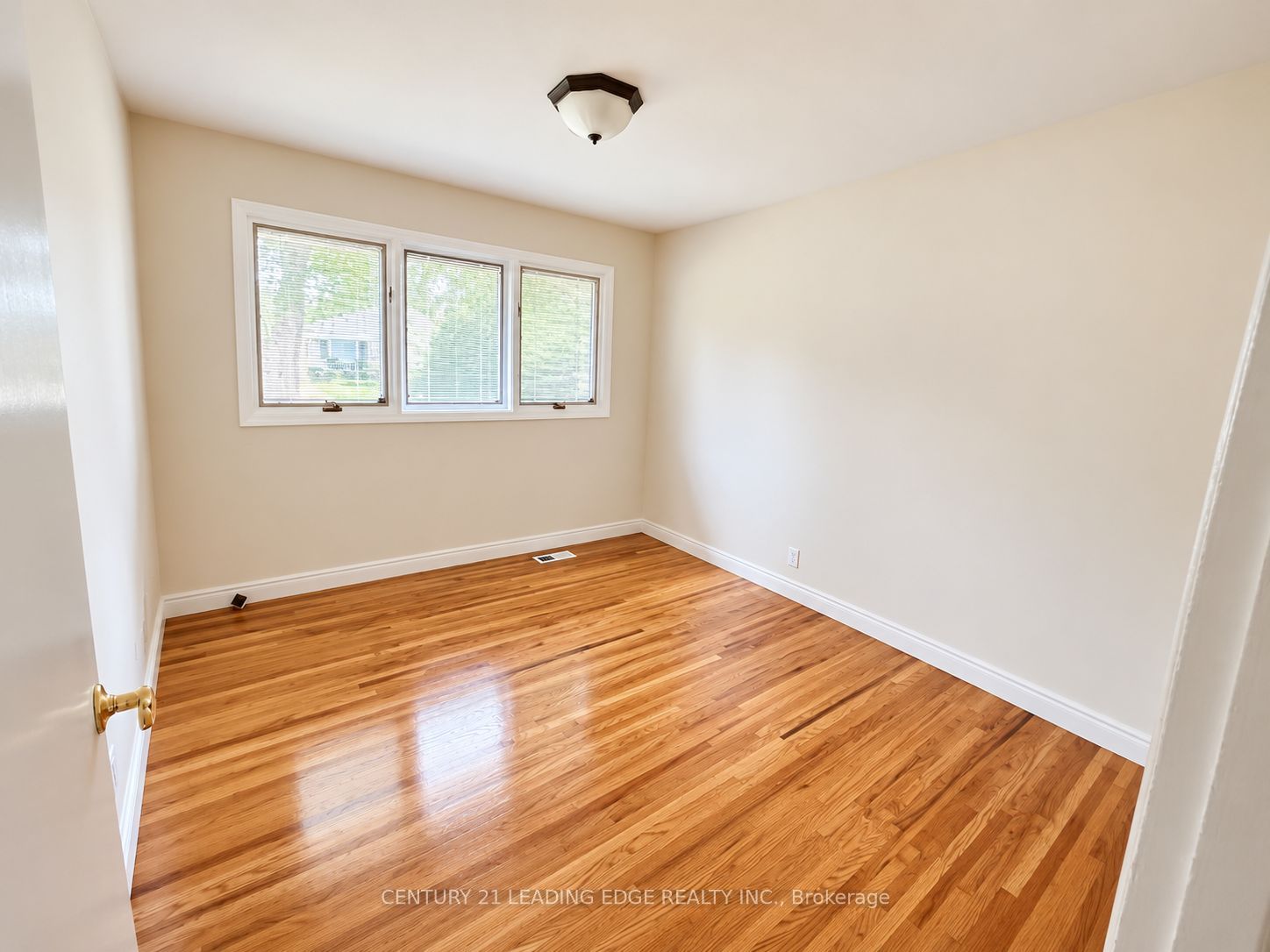 1275 Parkview Avenue Property Photo 12