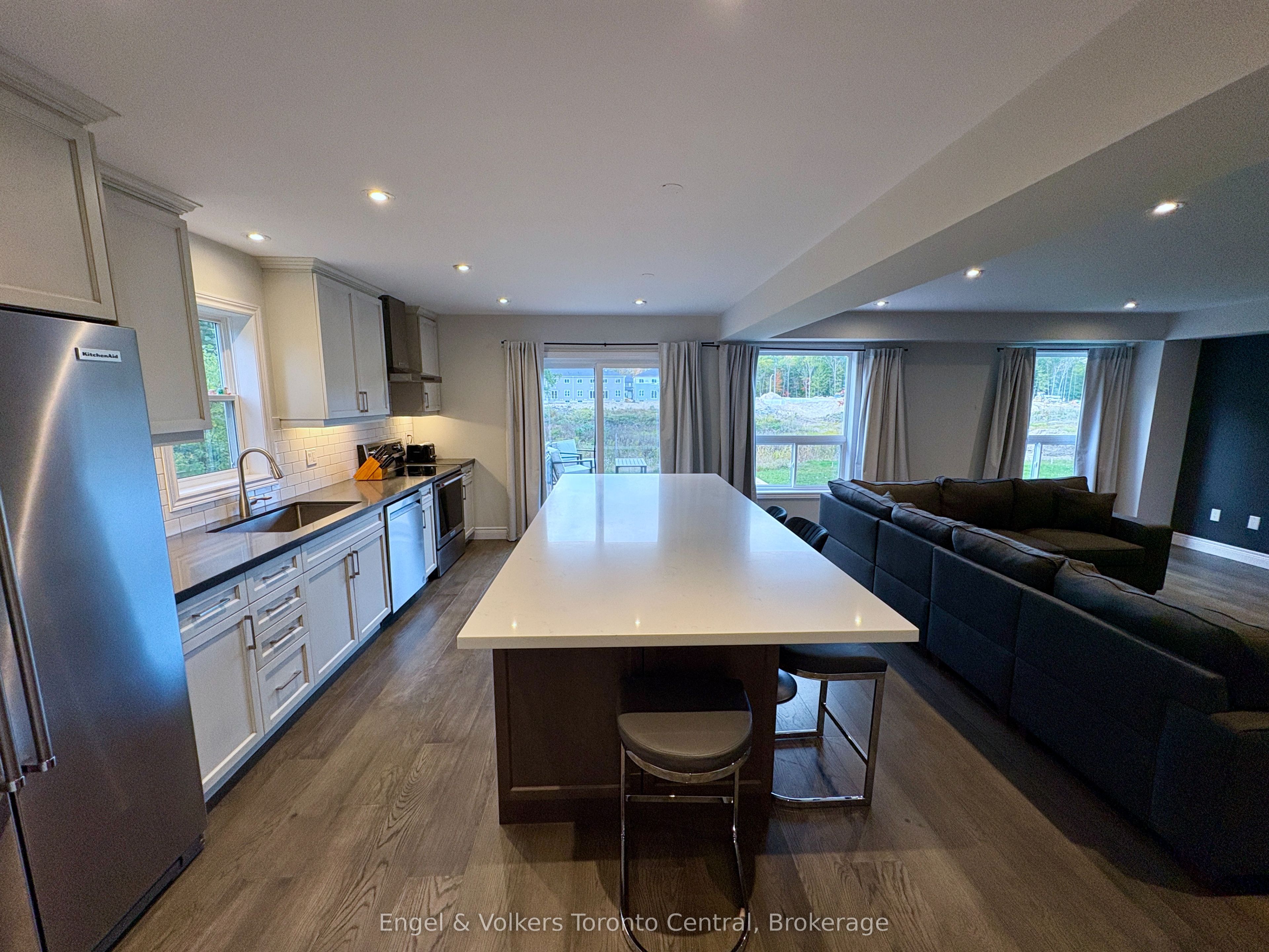 175 Wild Rose Drive Property Photo 7