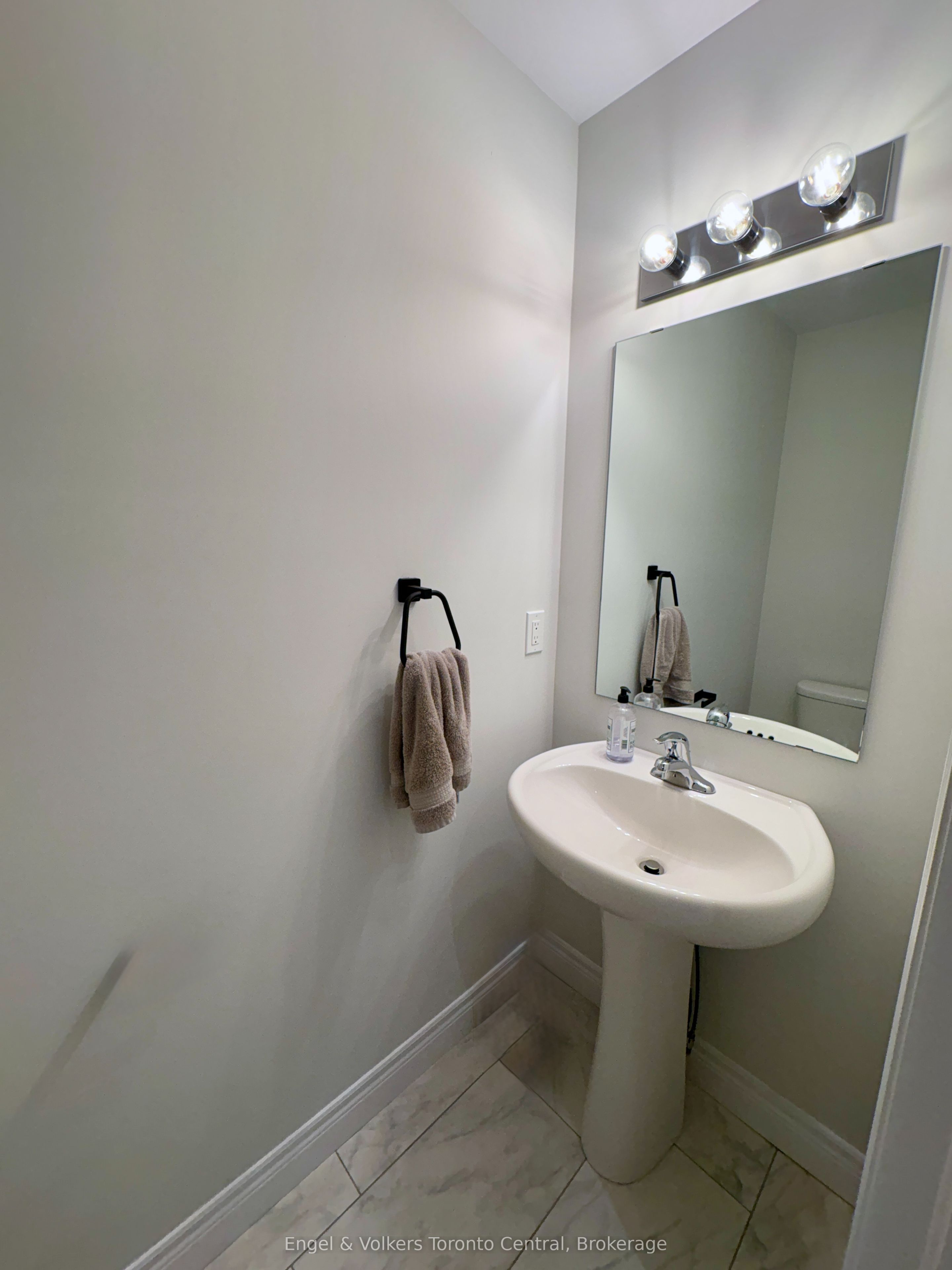 175 Wild Rose Drive Property Photo 12