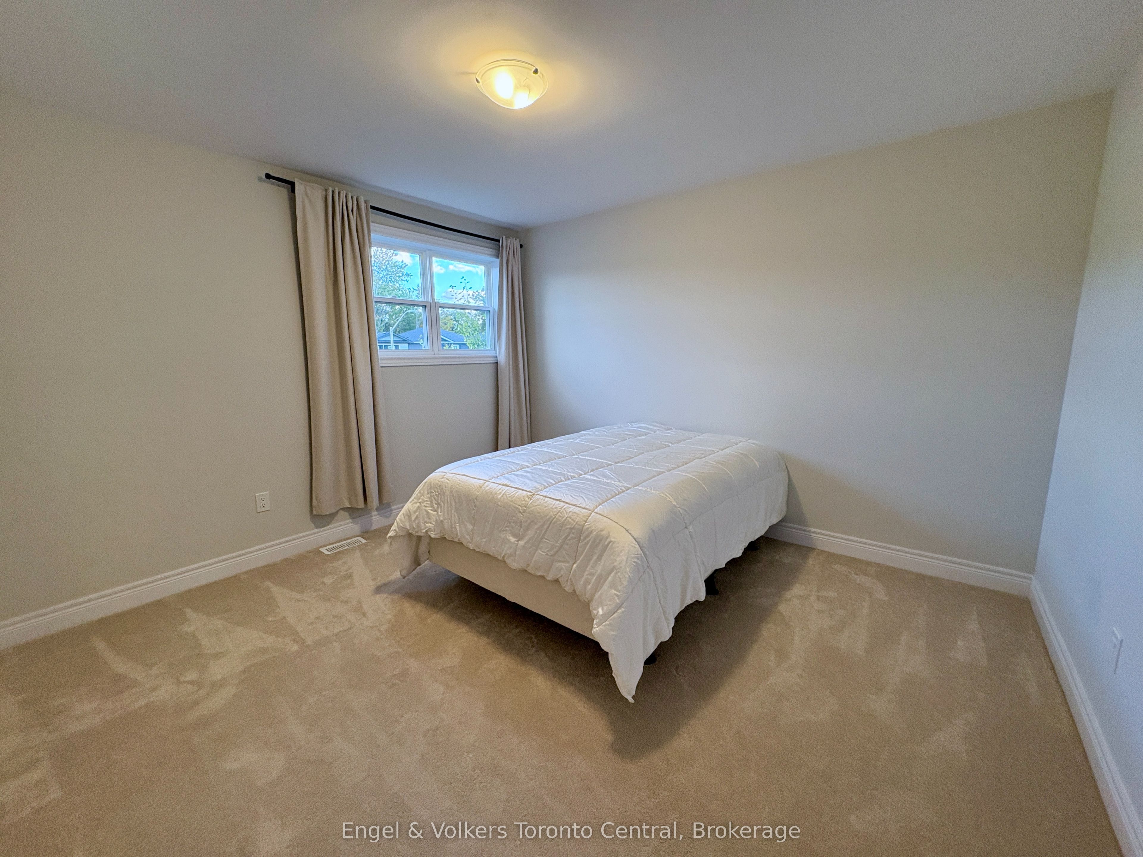 175 Wild Rose Drive Property Photo 15