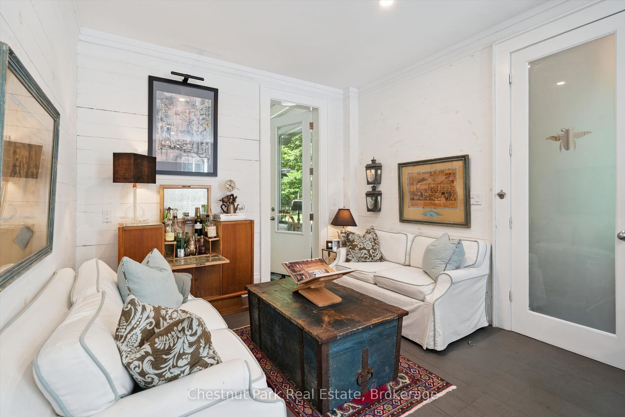 1005 Woodington Road Property Photo 10