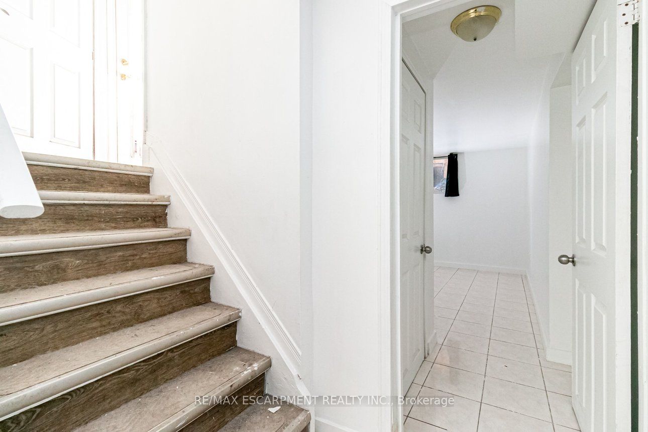 548 Beach Road Property Photo 26