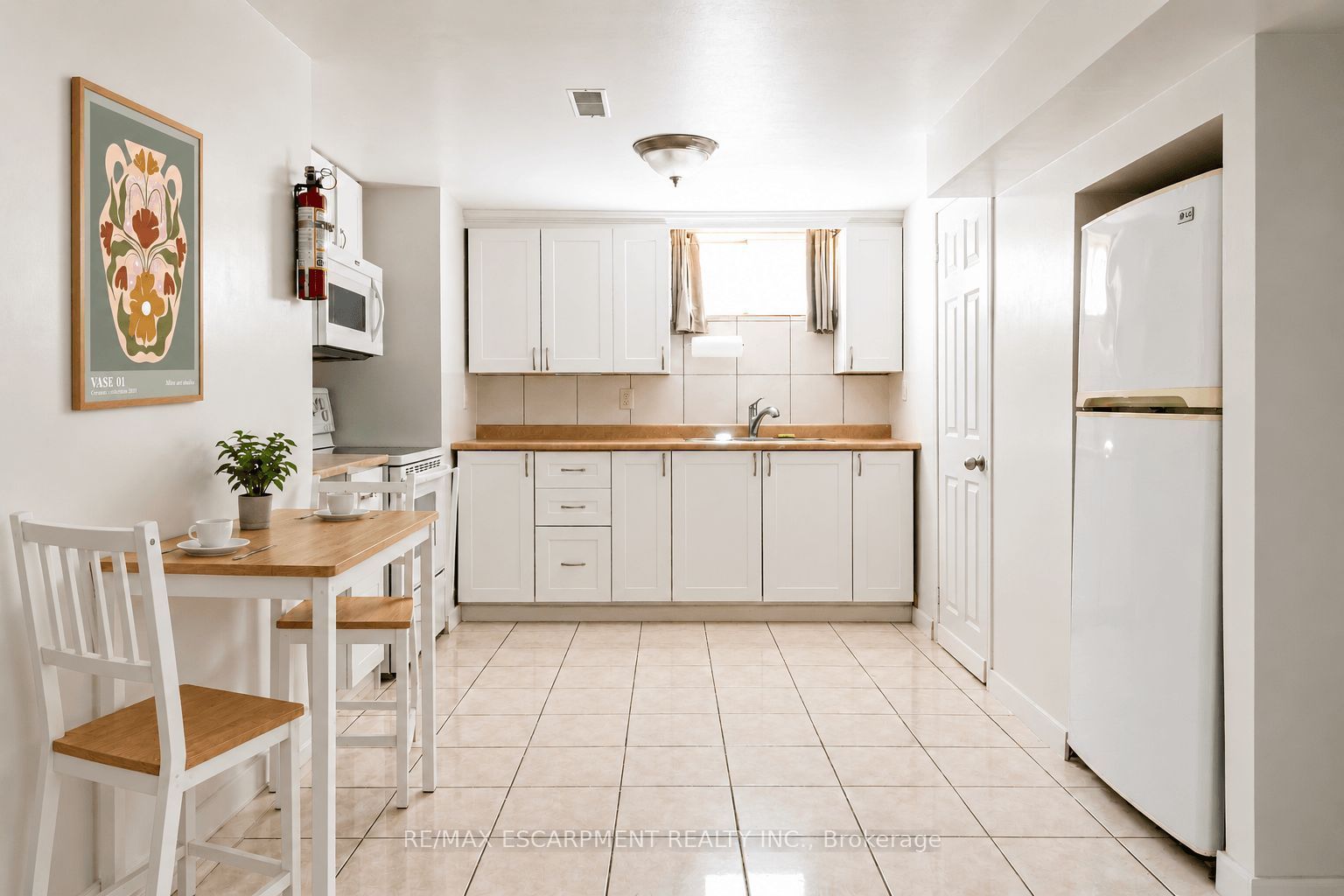 548 Beach Road Property Photo 27