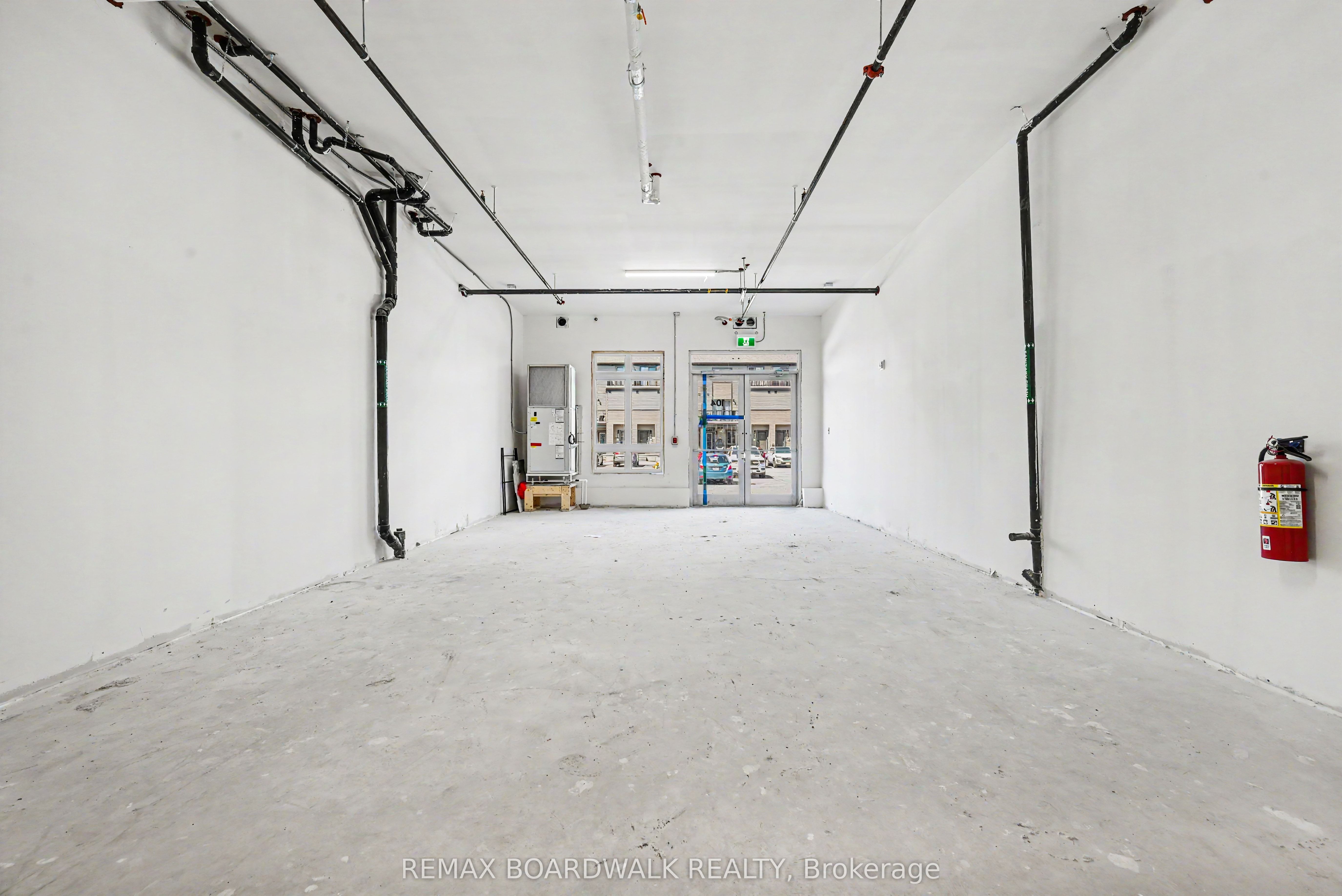 2370 Tenth Line Road 108 Property Photo 14