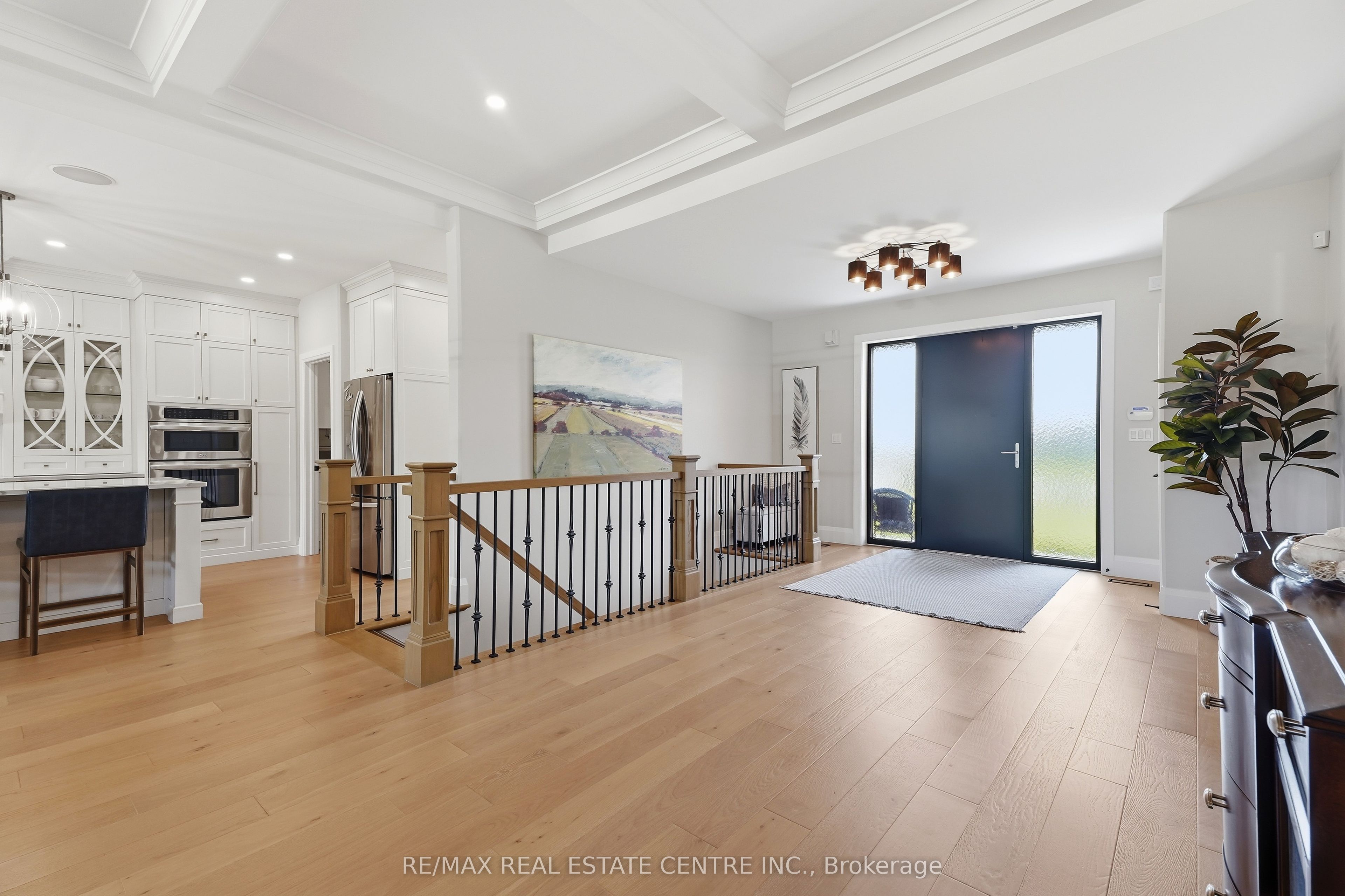 670 Bishopsgate Road 7 Property Photo 6