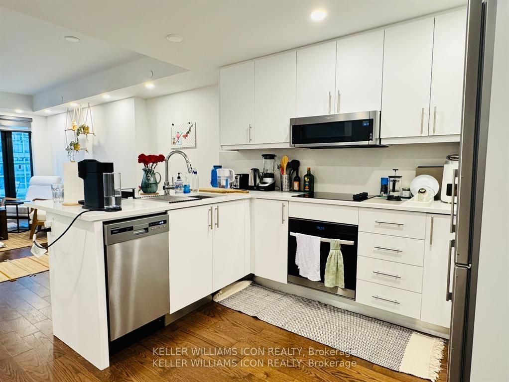 180 George Street 605 Property Photo 5