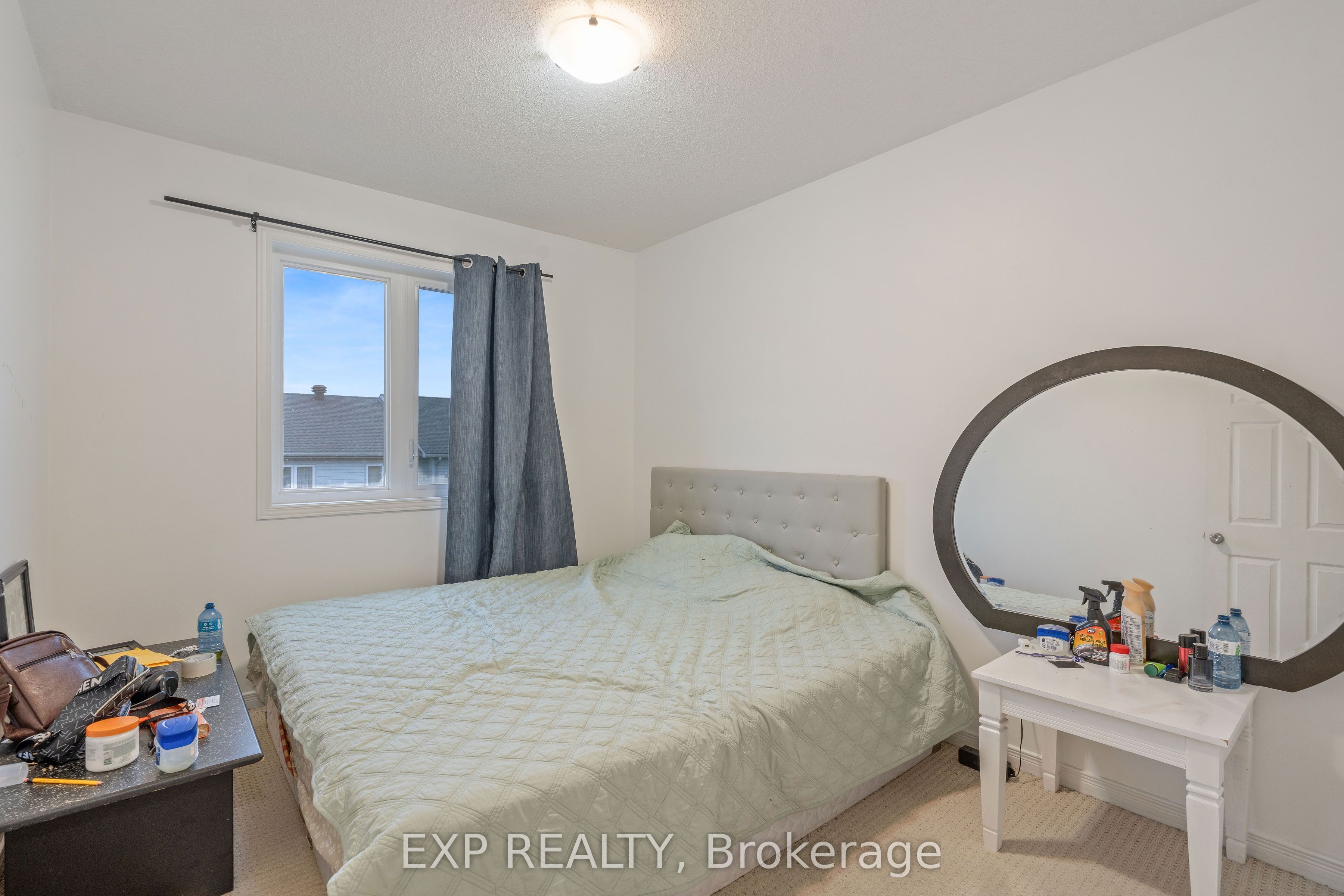 333 Rolling Meadow Crescent Property Photo 18