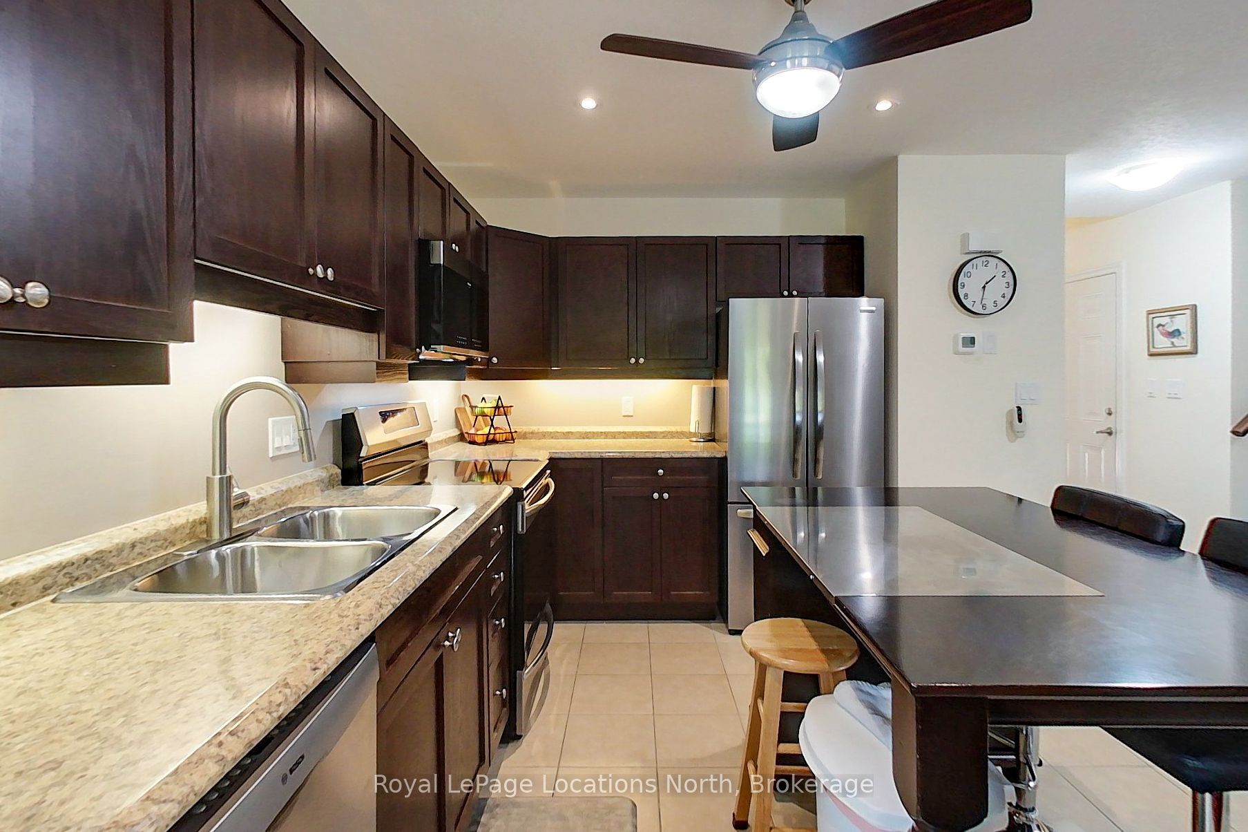 8 Russett Drive Property Photo 4