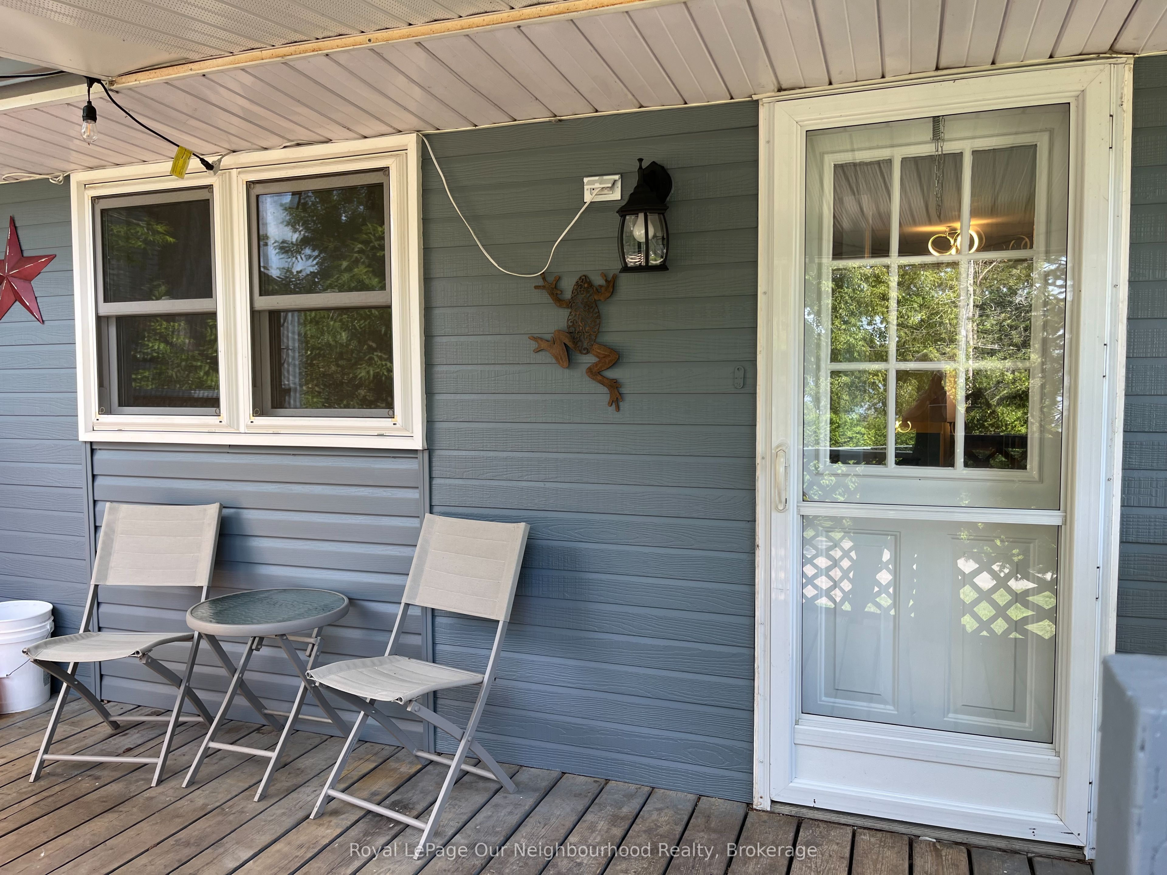 72 Lakeshore Road Property Photo 4