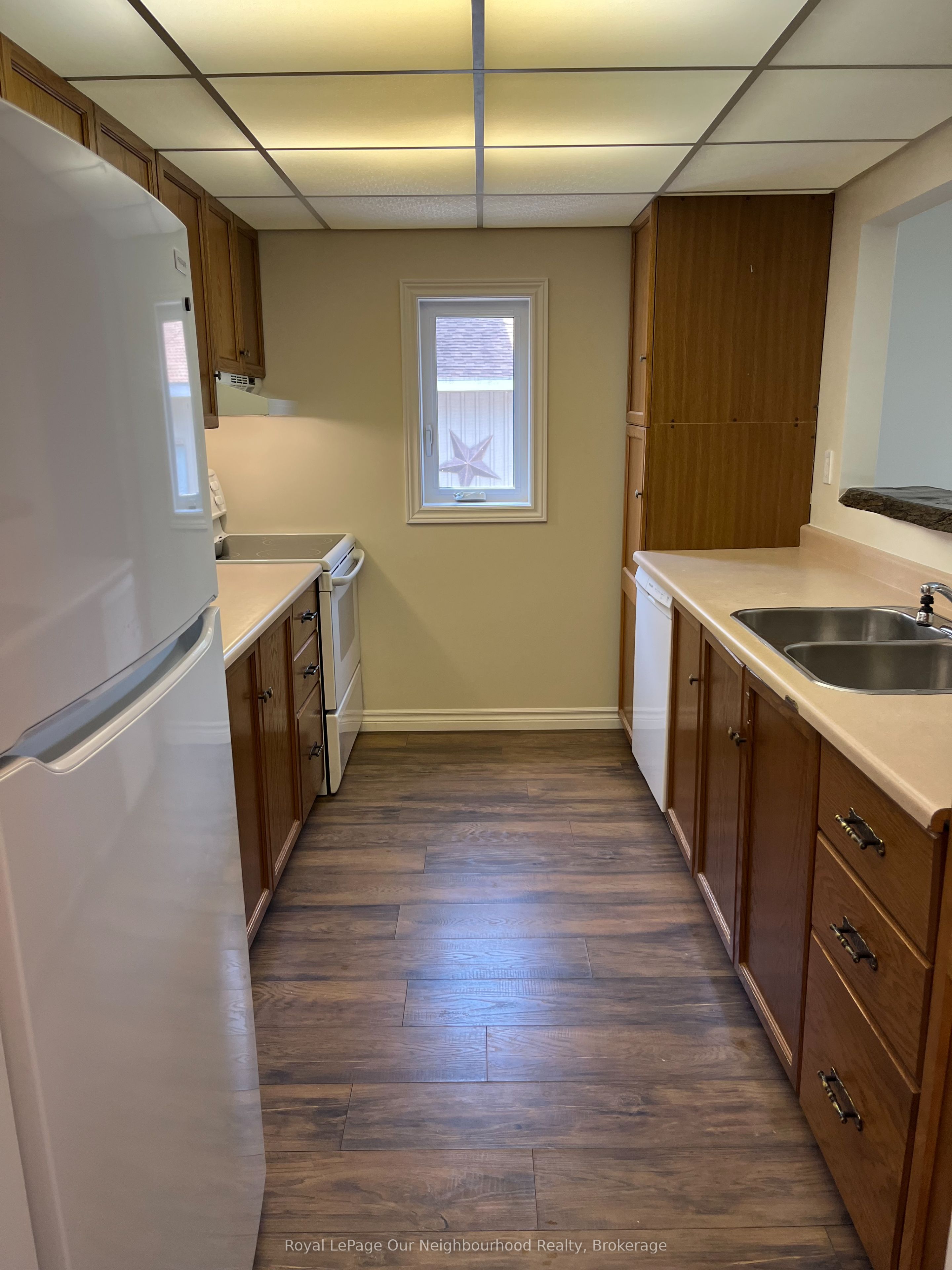 72 Lakeshore Road Property Photo 5