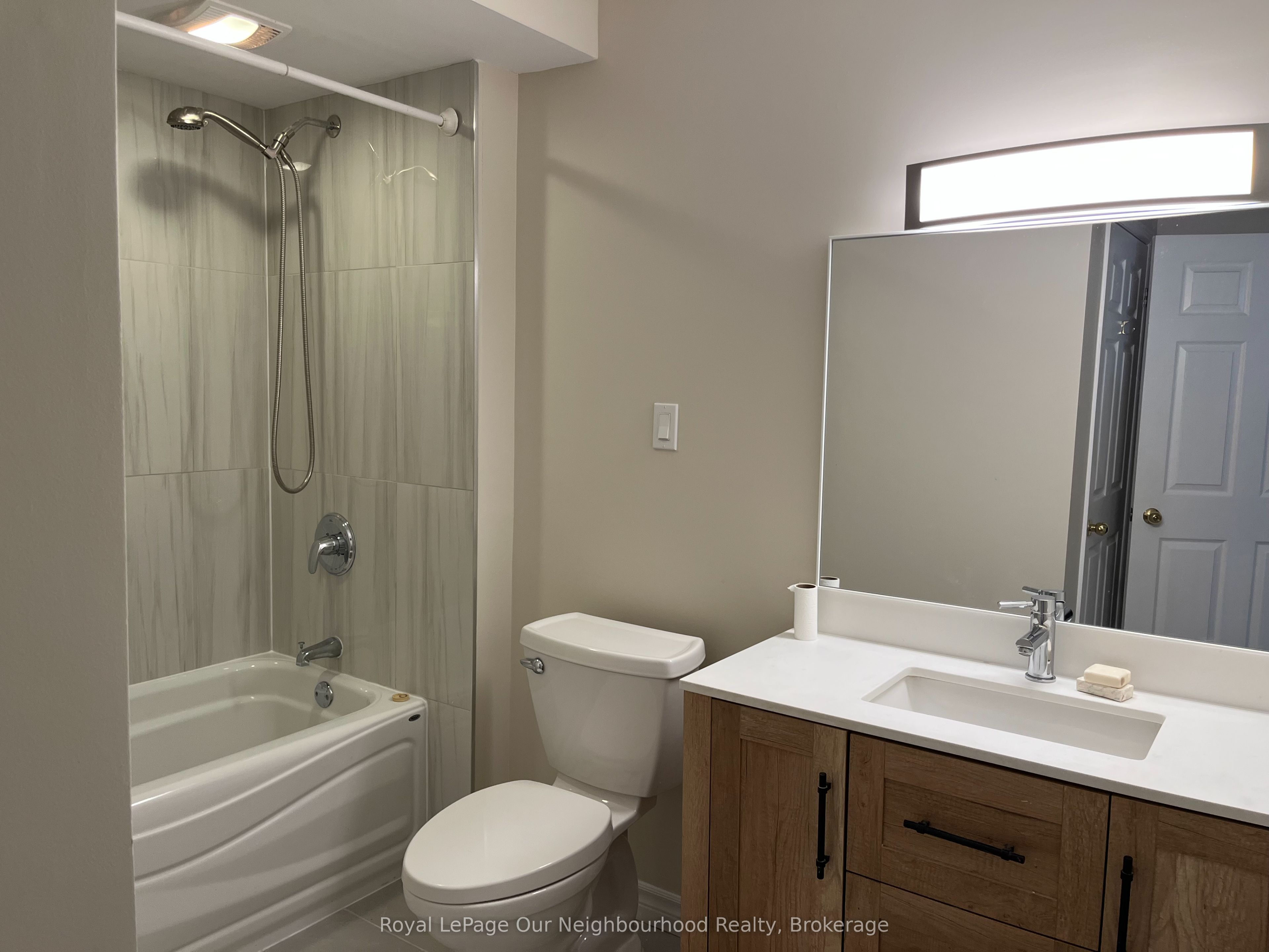 72 Lakeshore Road Property Photo 13