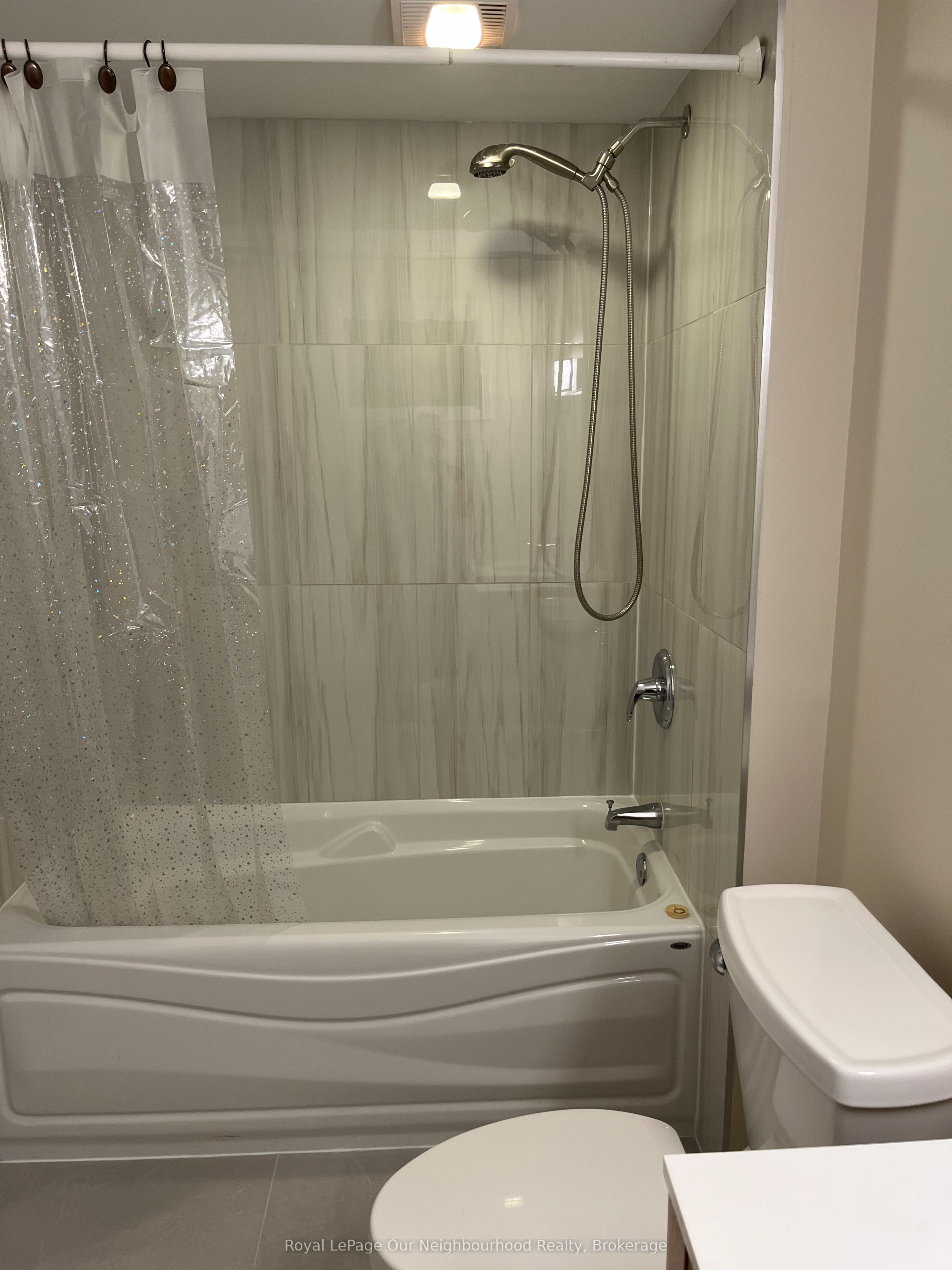 72 Lakeshore Road Property Photo 14