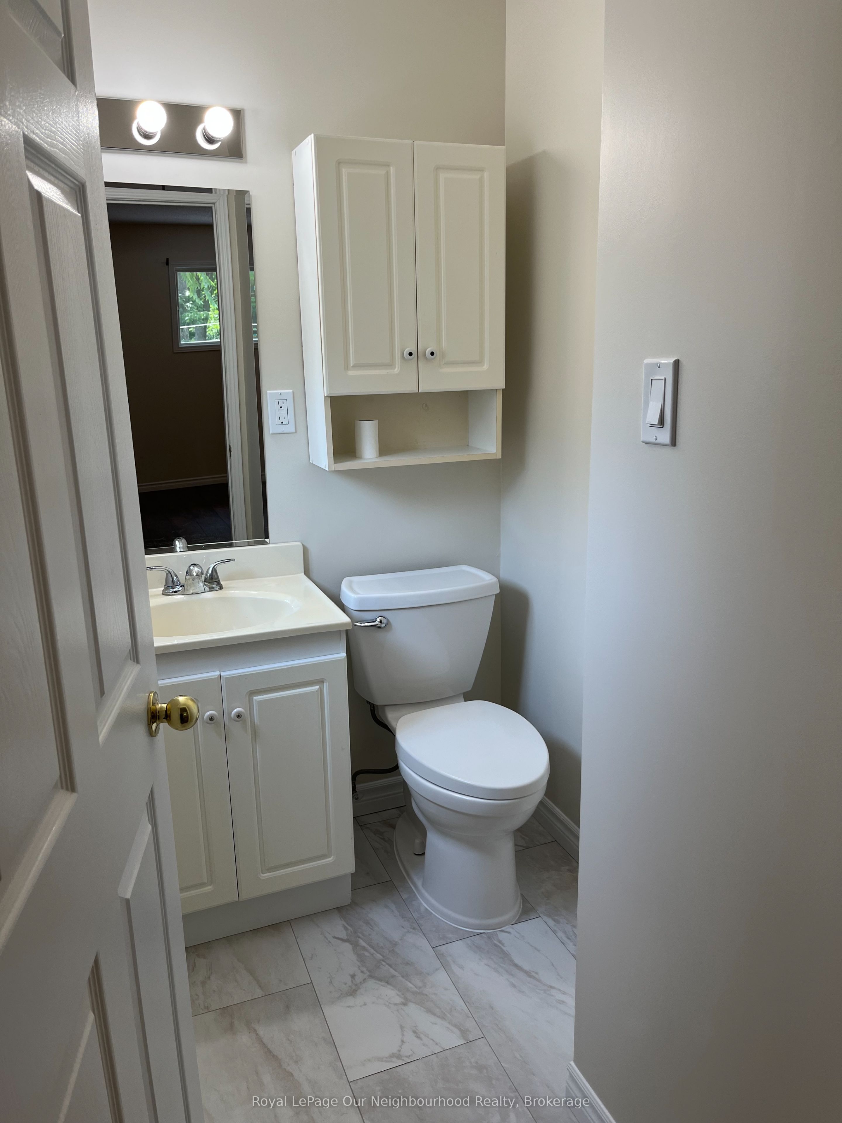 72 Lakeshore Road Property Photo 18