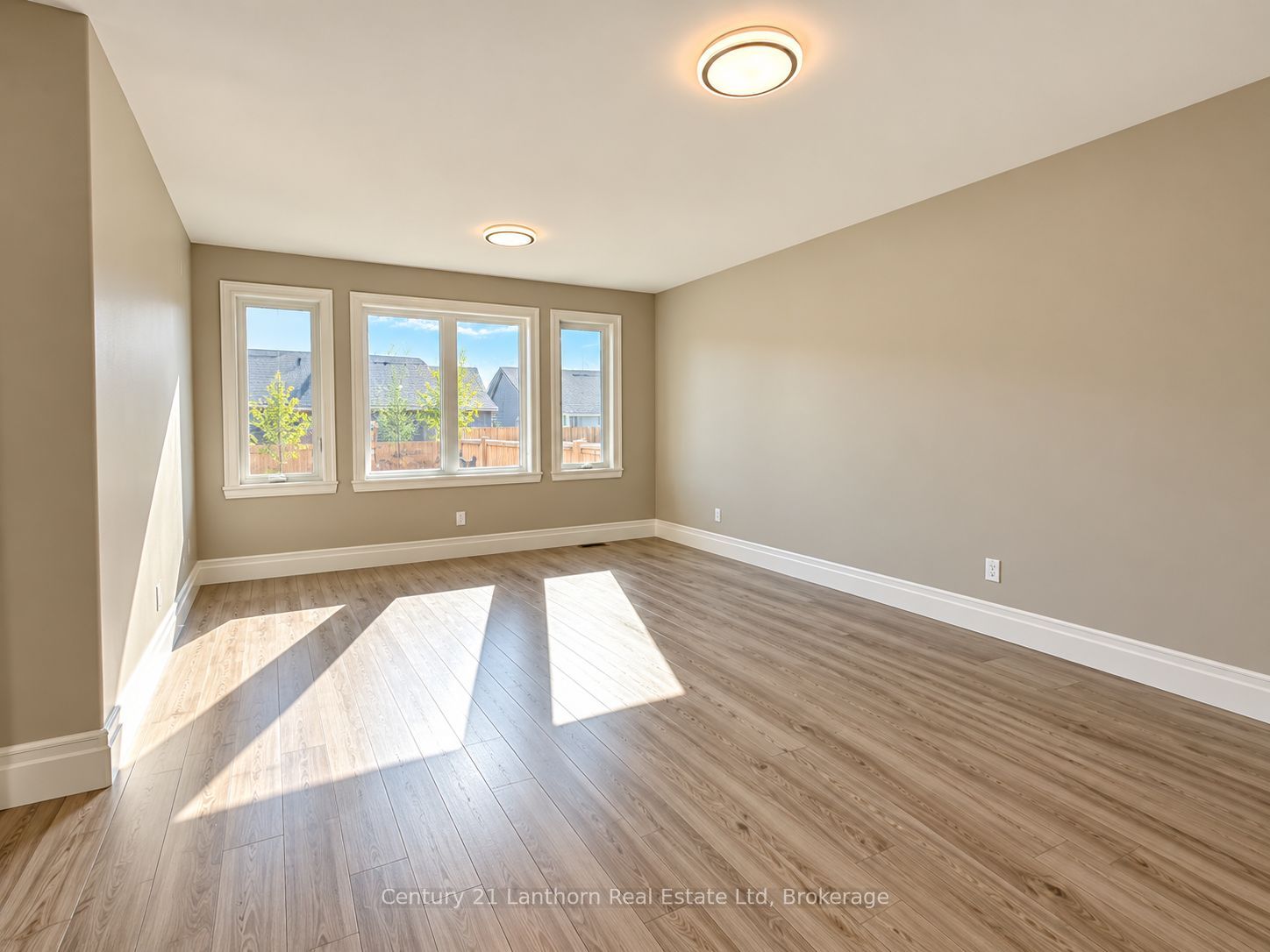 8 Allen Street Property Photo 11