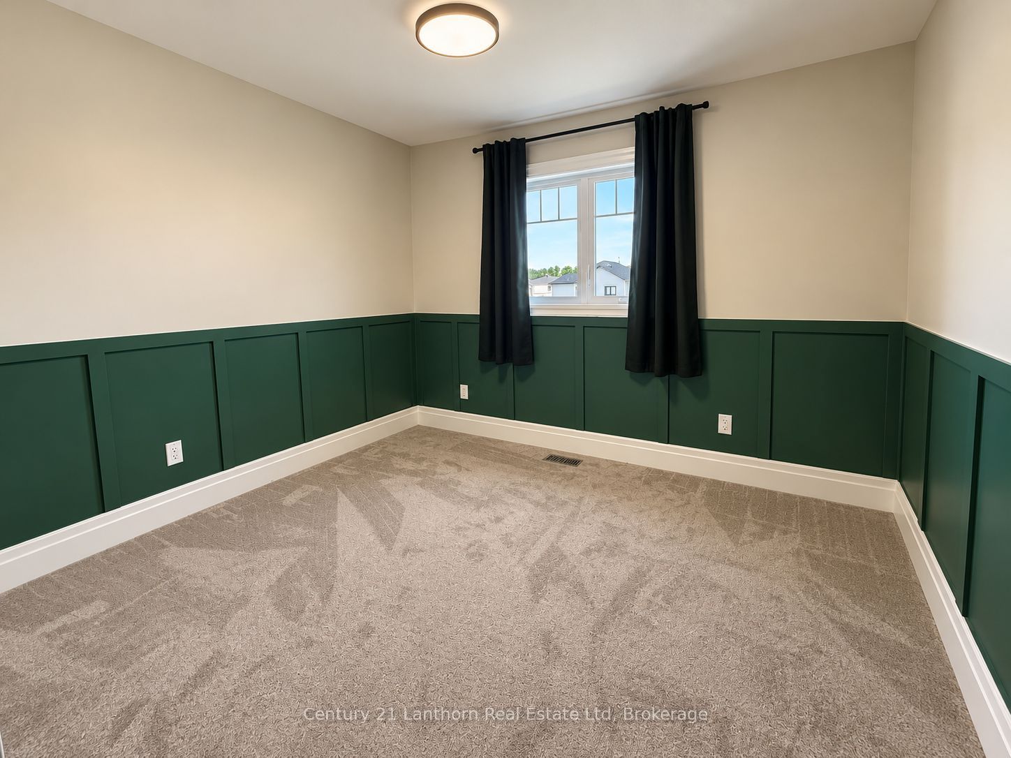 8 Allen Street Property Photo 20