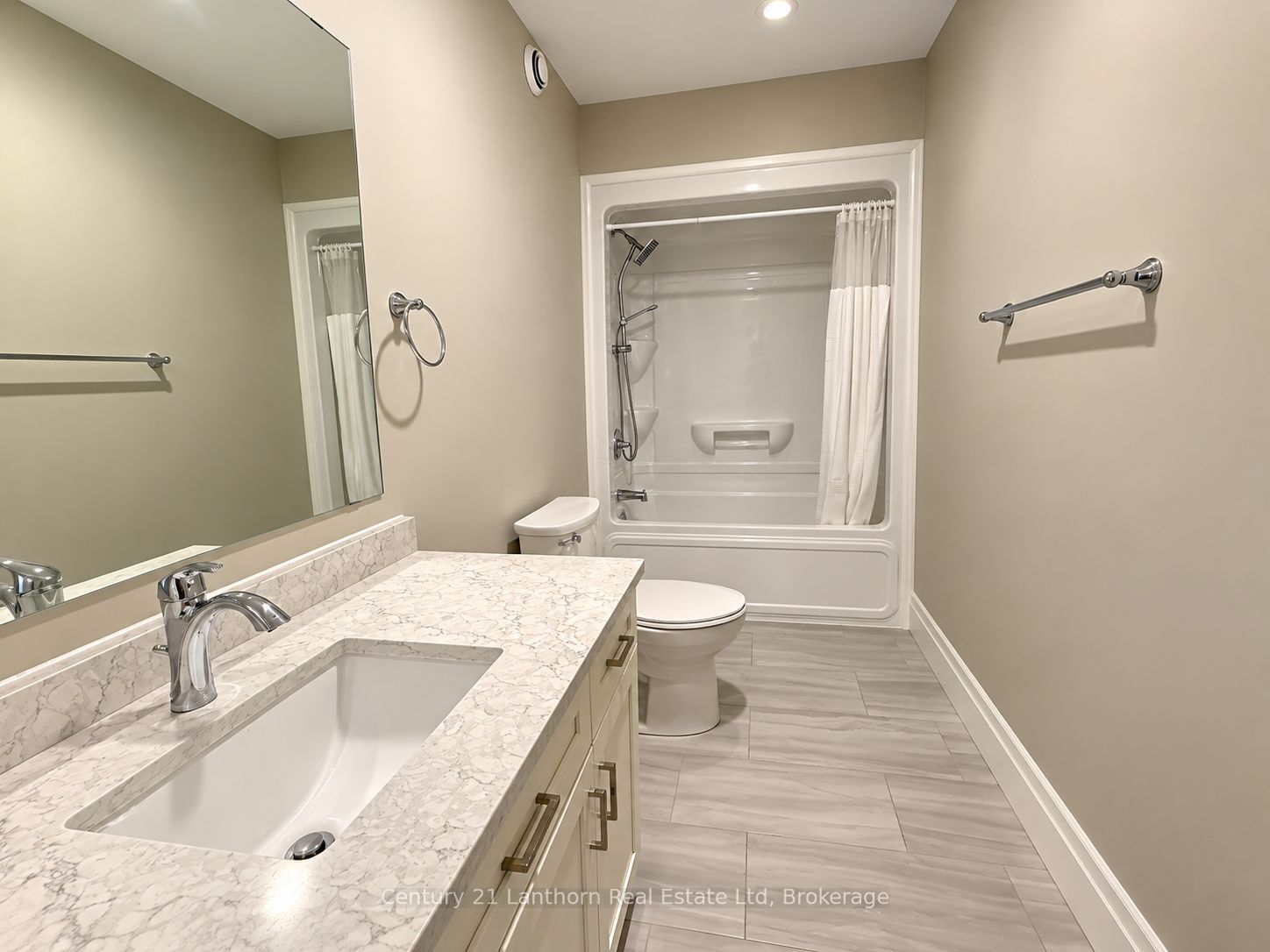 8 Allen Street Property Photo 23