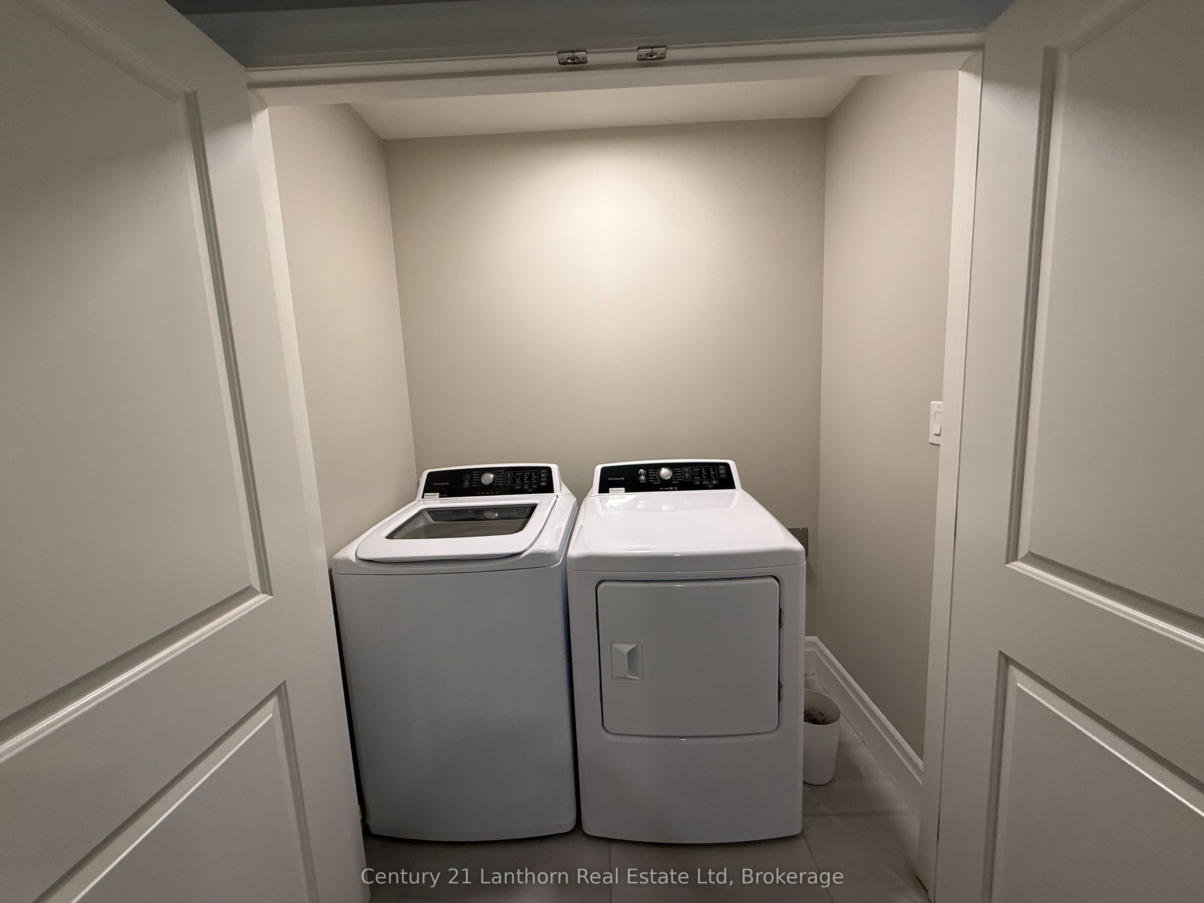 8 Allen Street Property Photo 24