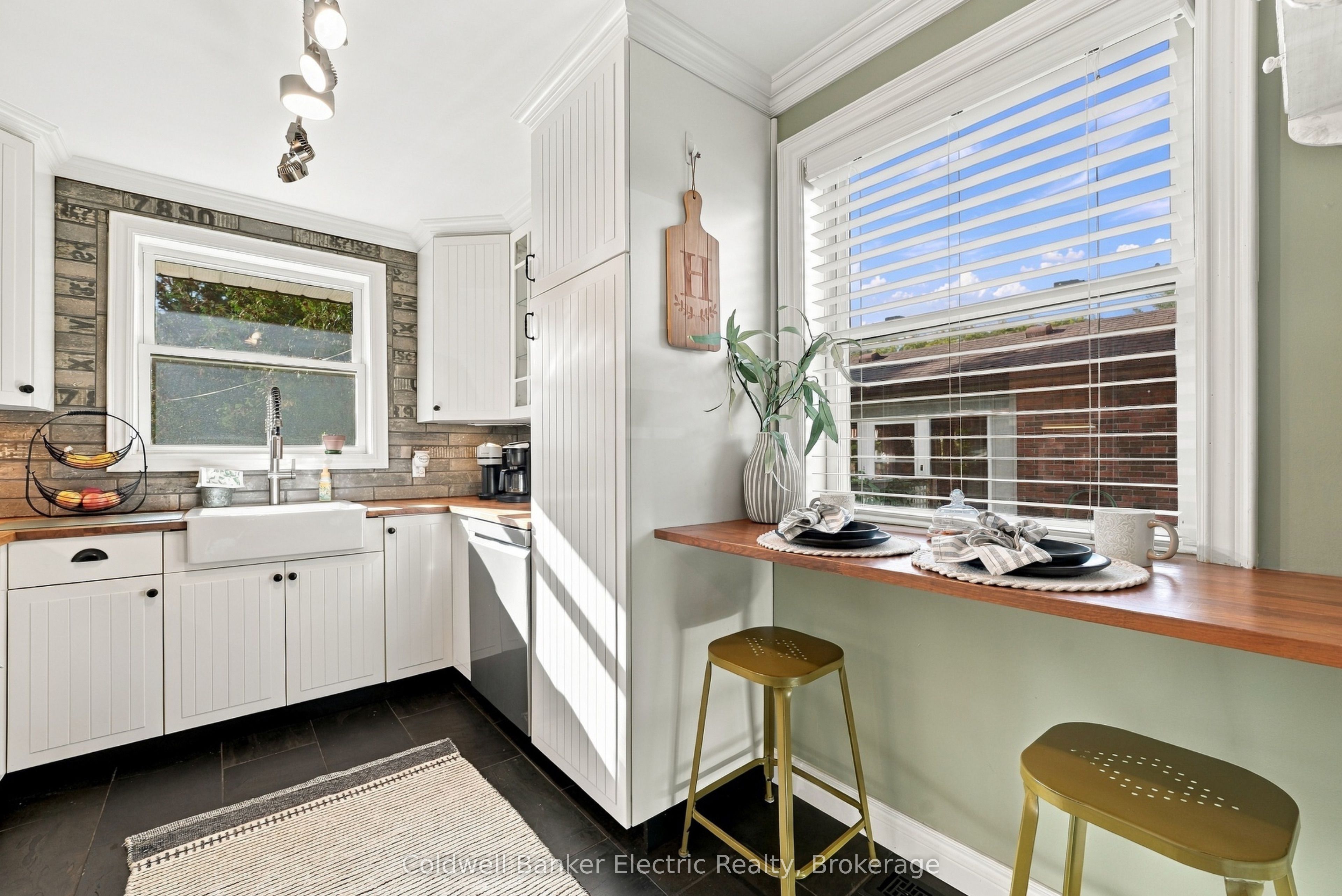 13 Coverdale Avenue Property Photo 11