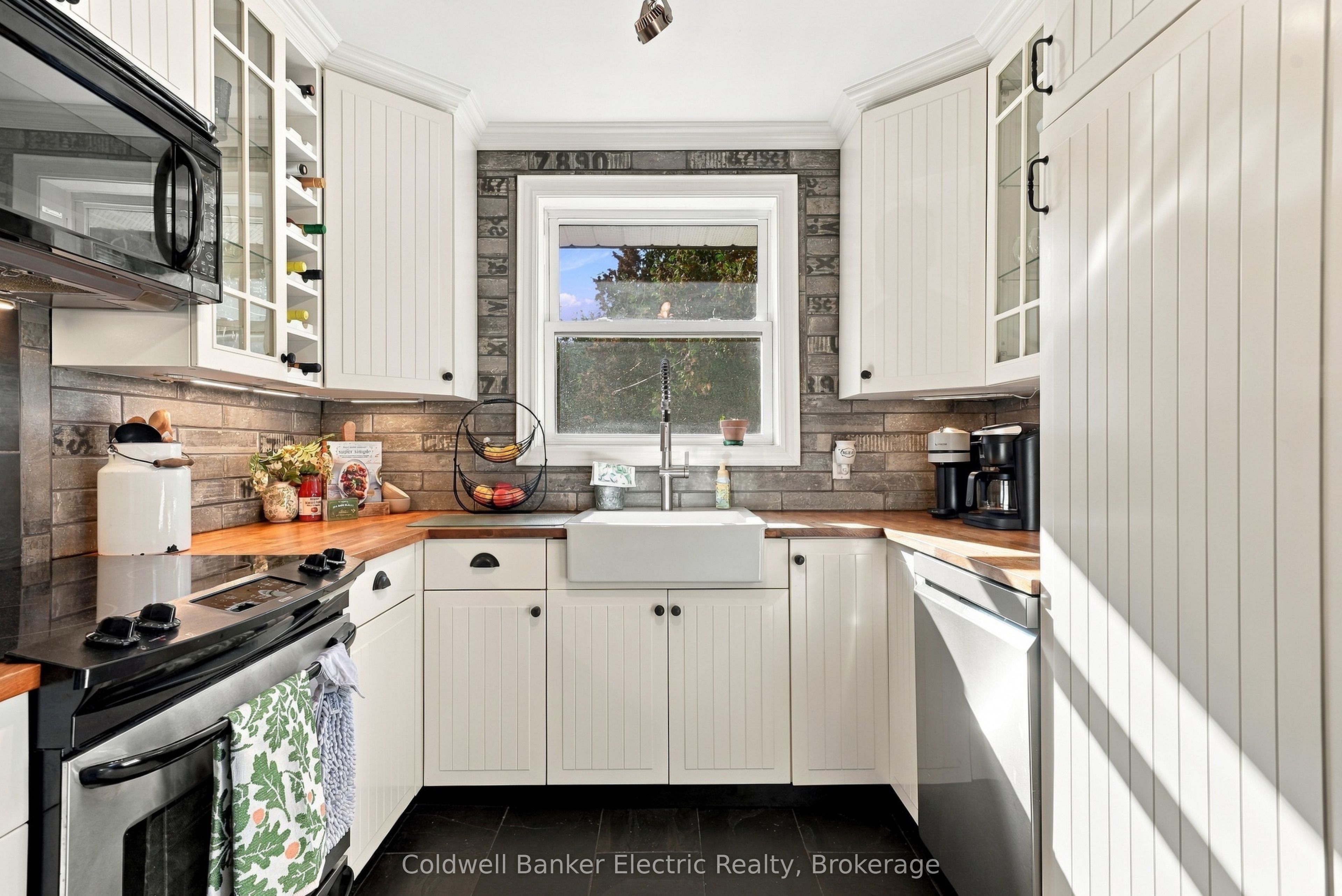 13 Coverdale Avenue Property Photo 12