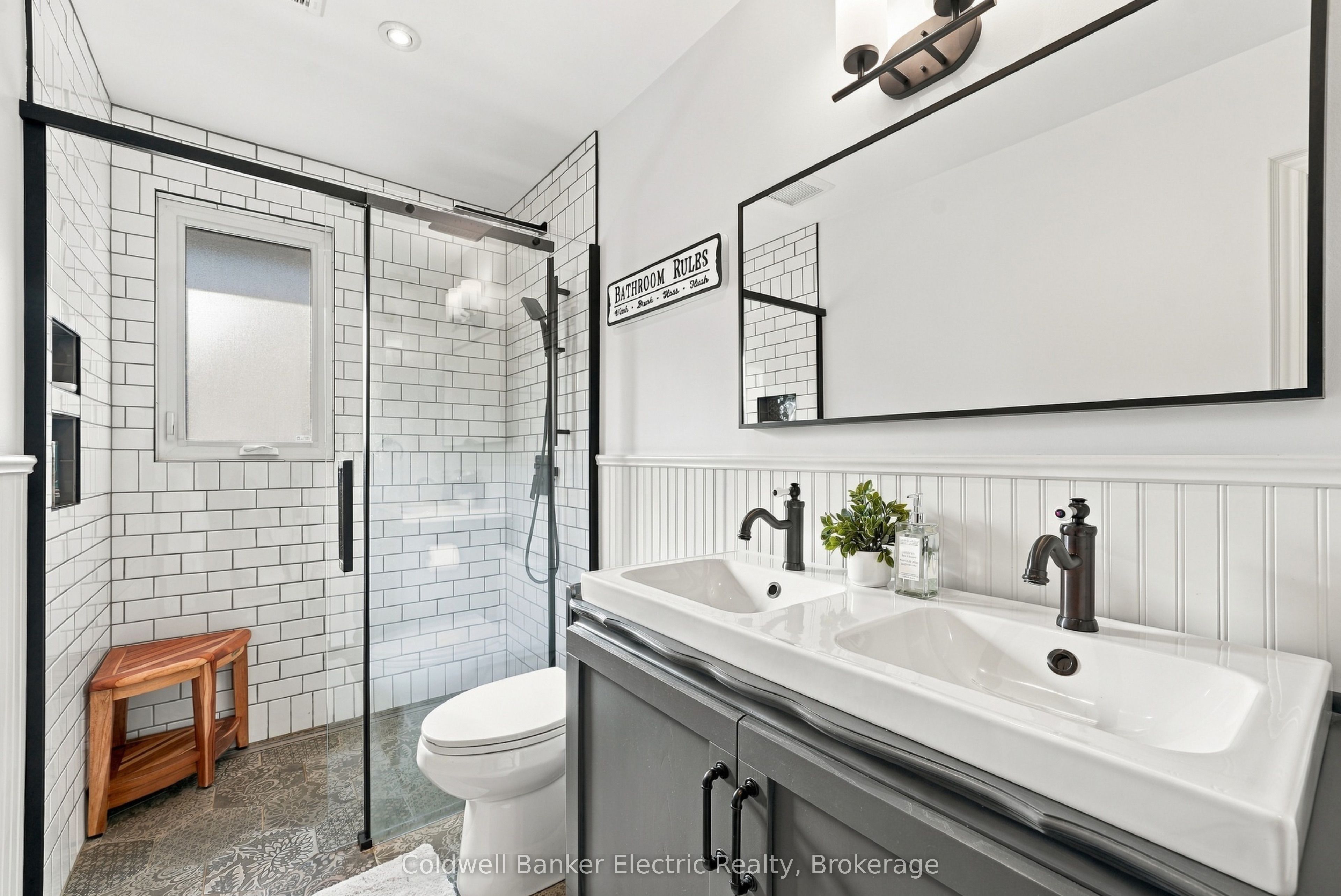 13 Coverdale Avenue Property Photo 26