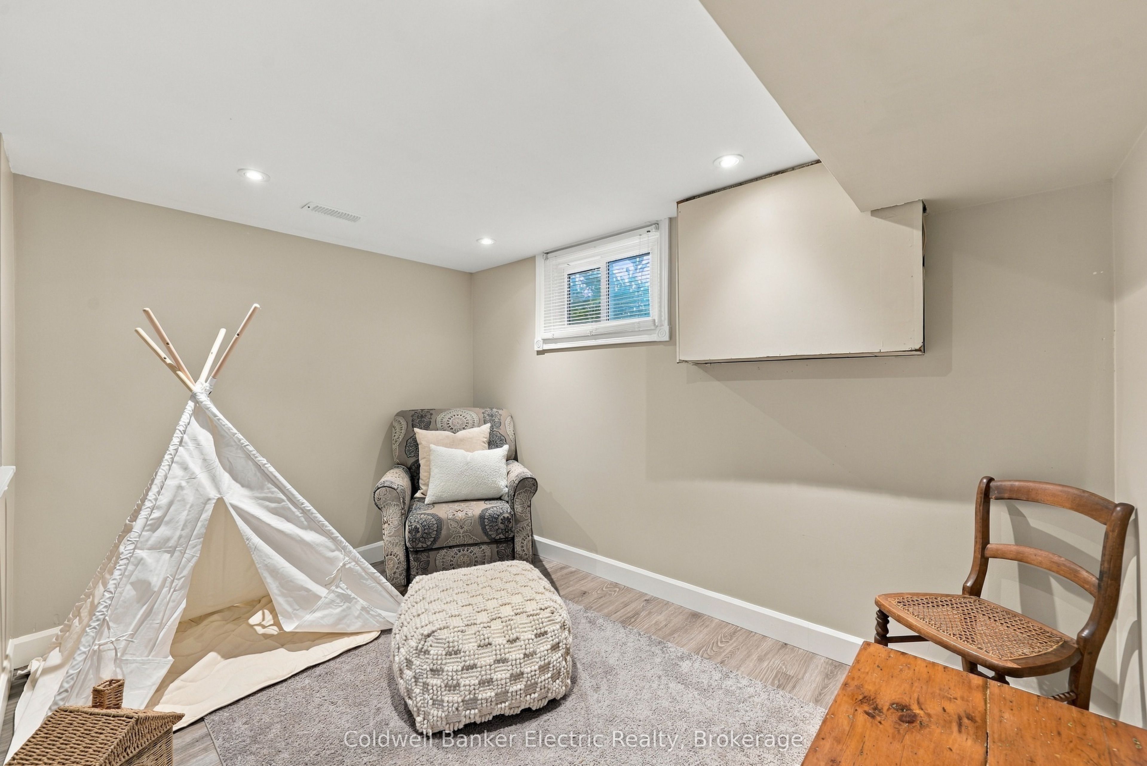 13 Coverdale Avenue Property Photo 29
