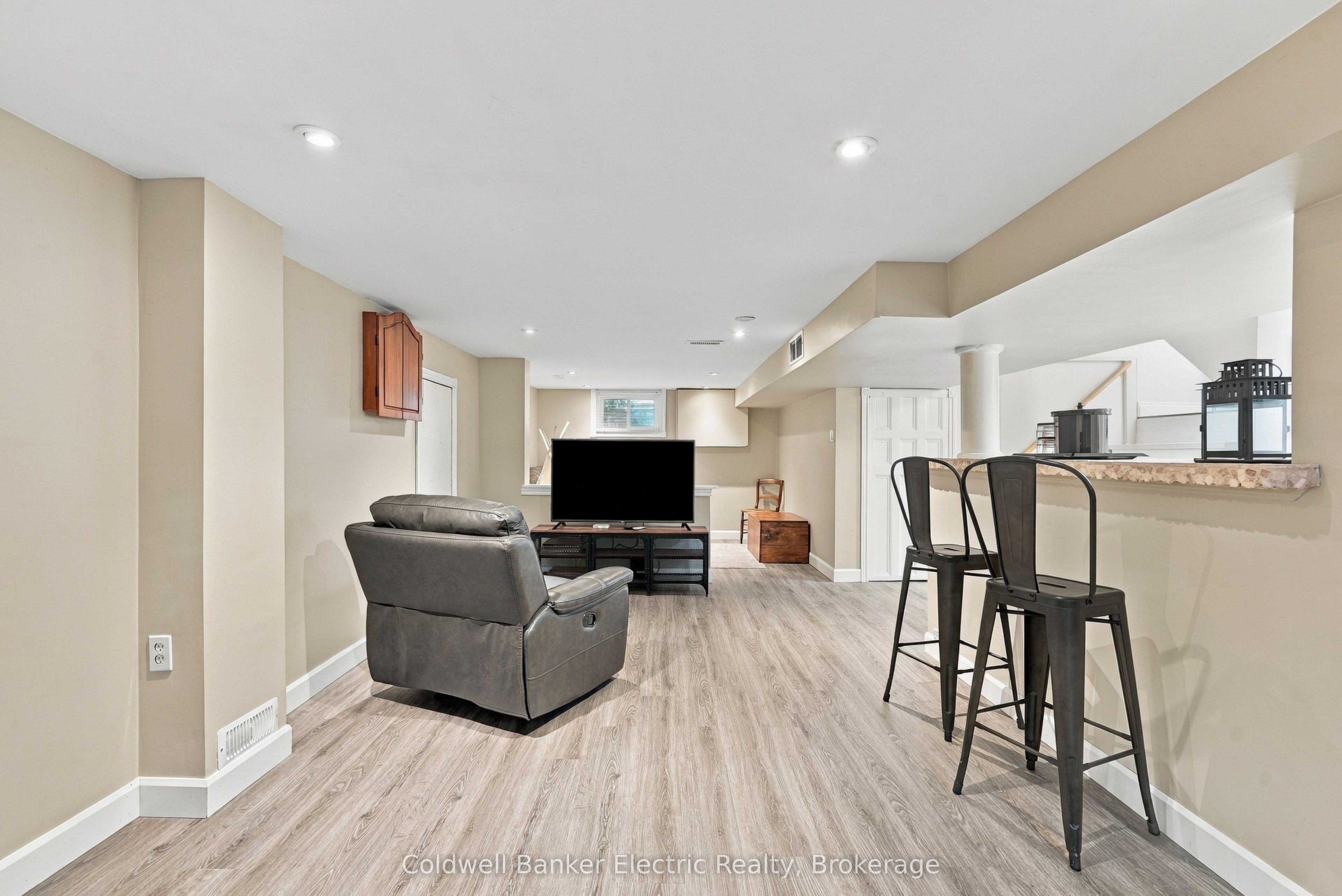 13 Coverdale Avenue Property Photo 32
