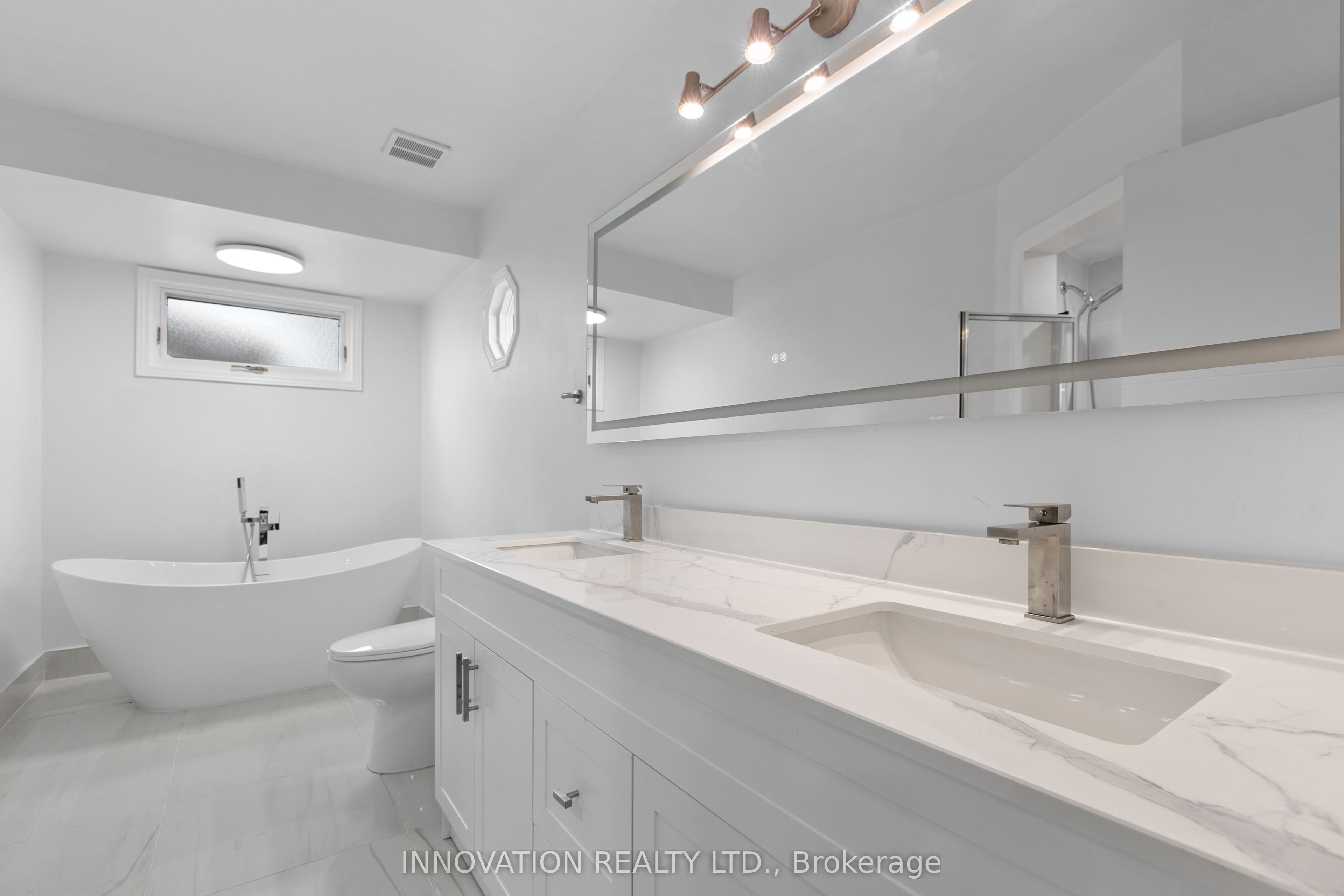 2 Hackett Street Property Photo 21