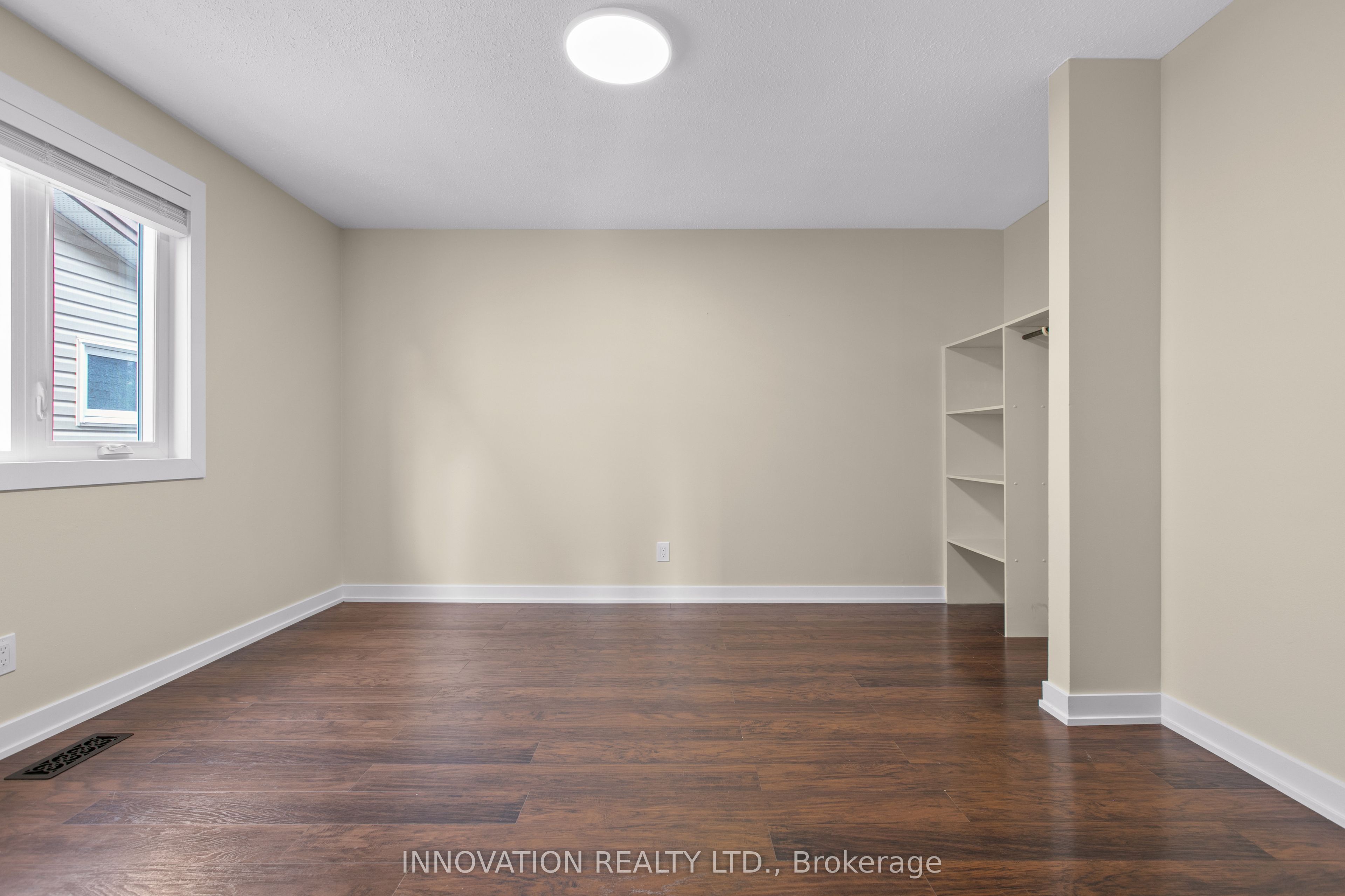 2 Hackett Street Property Photo 24