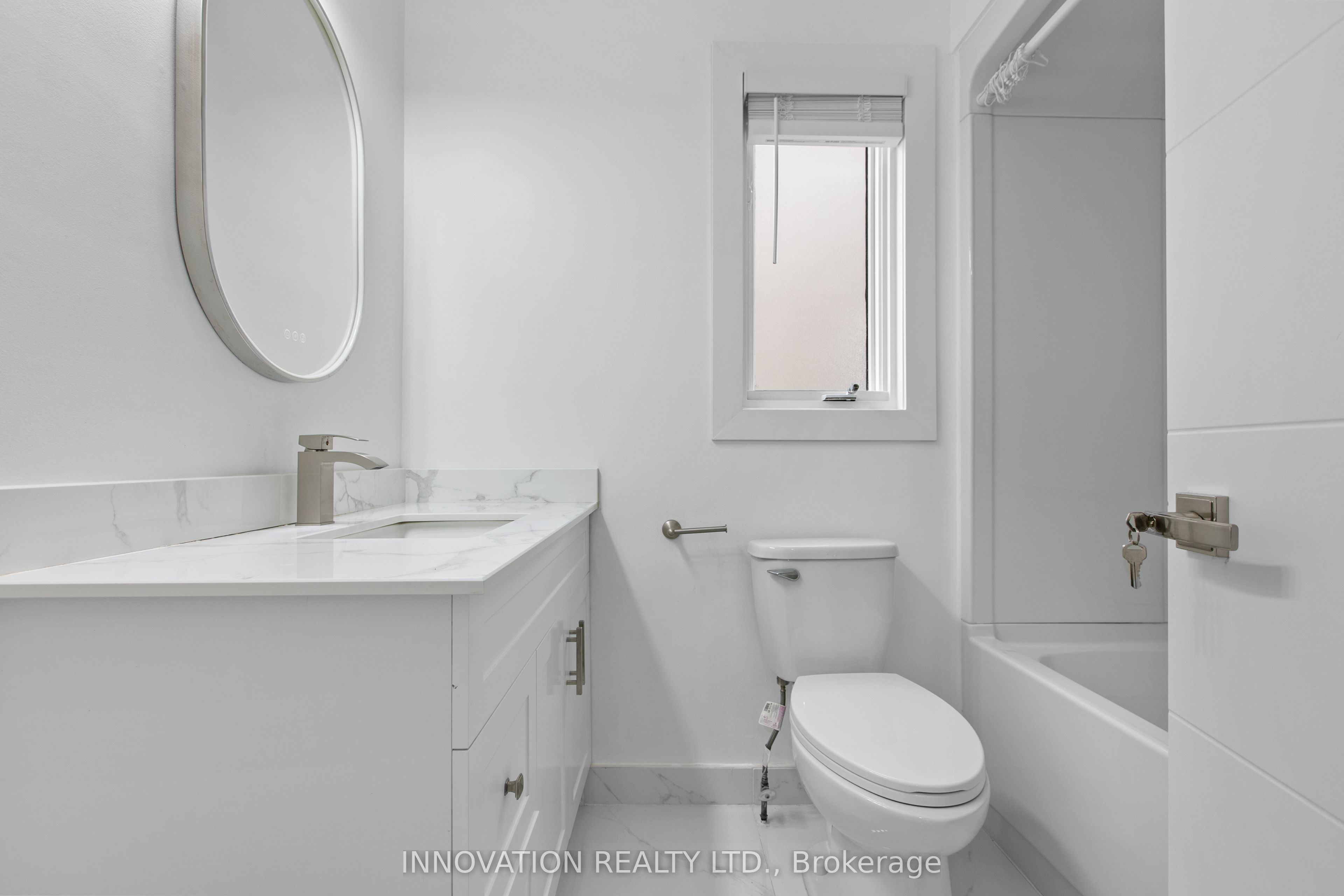 2 Hackett Street Property Photo 25