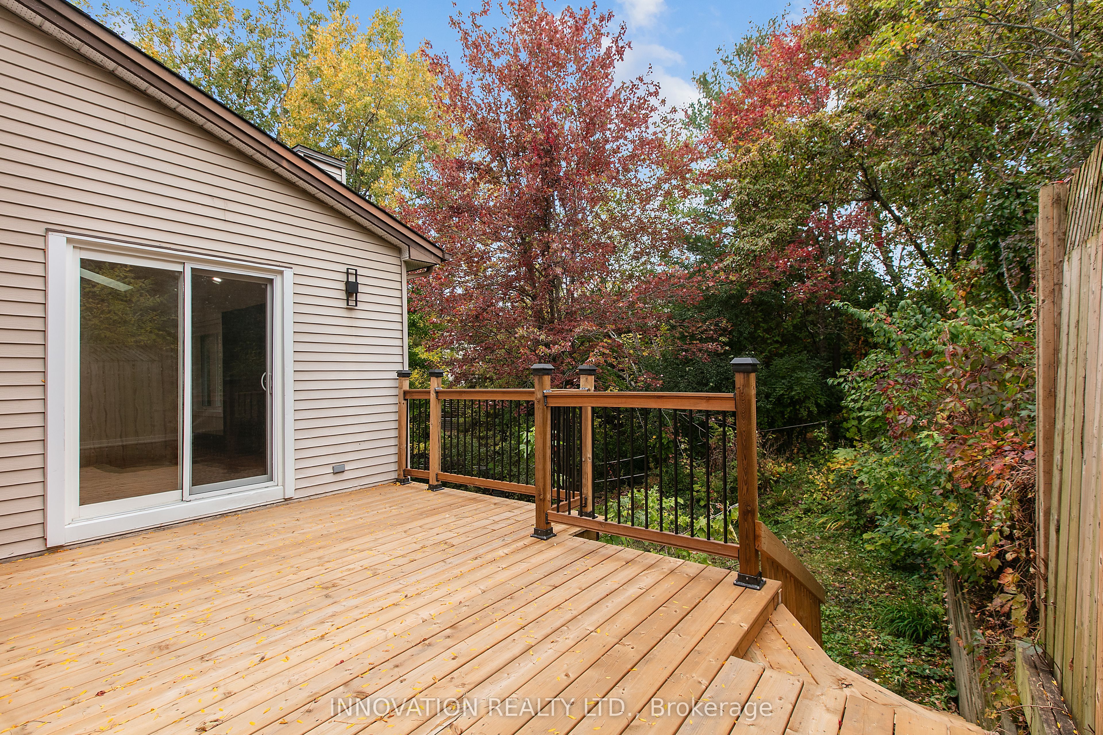 2 Hackett Street Property Photo 34