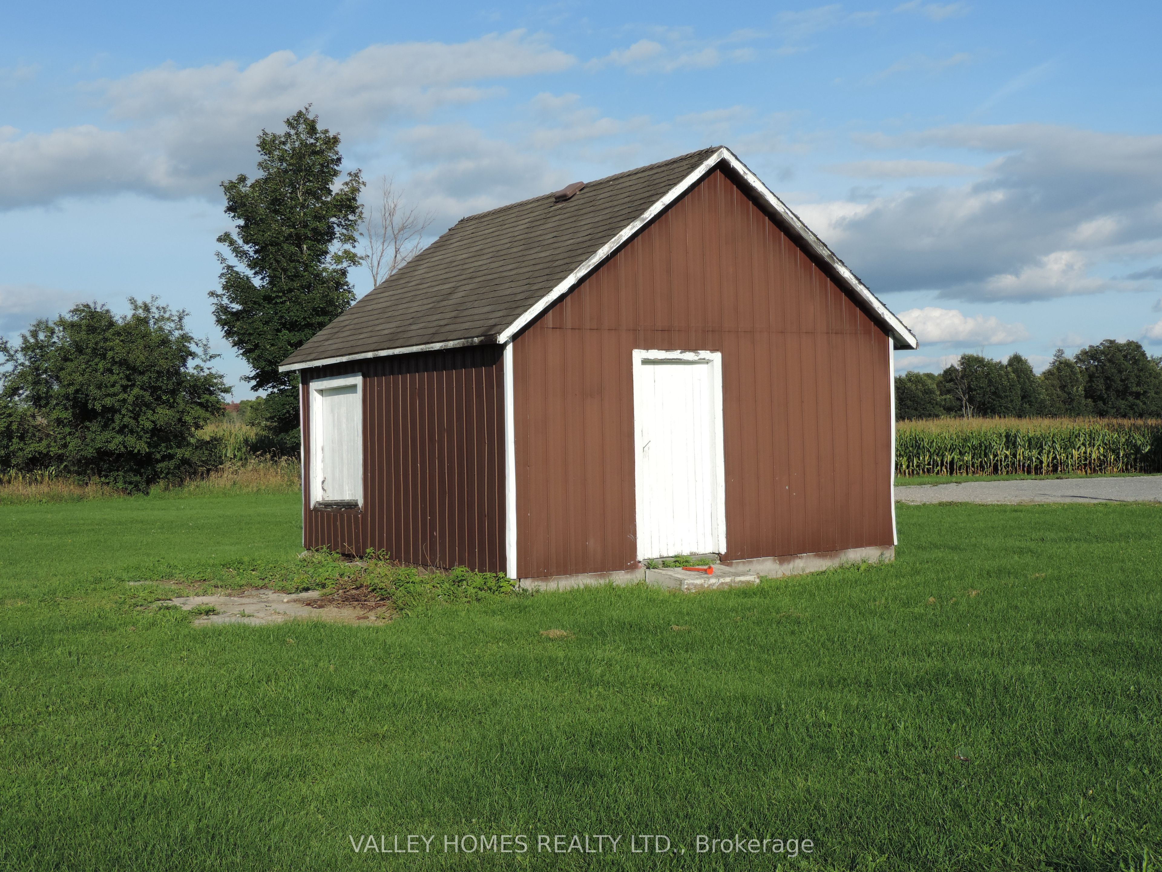 11768 Highway 7 Highway Property Photo 12