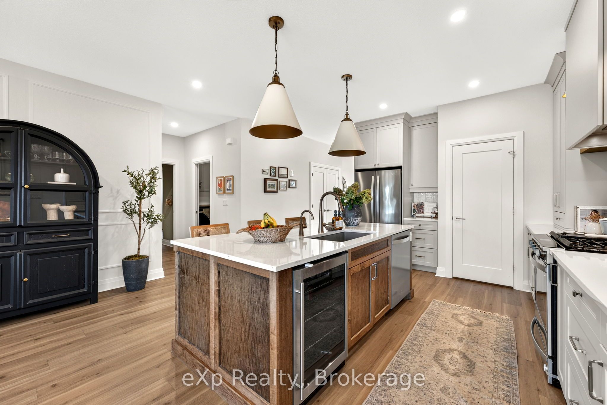 160 Orr Street Property Photo 8