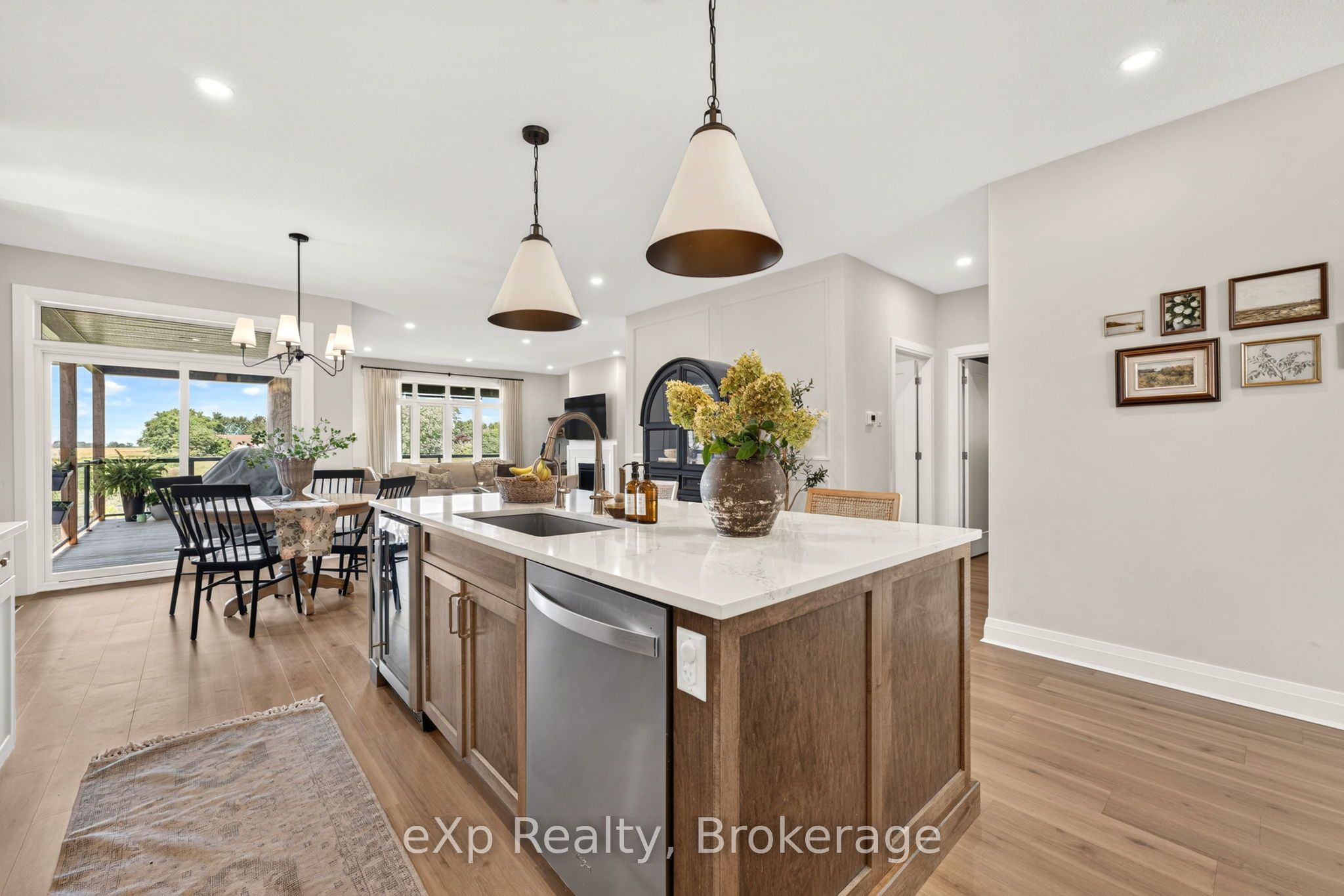 160 Orr Street Property Photo 11