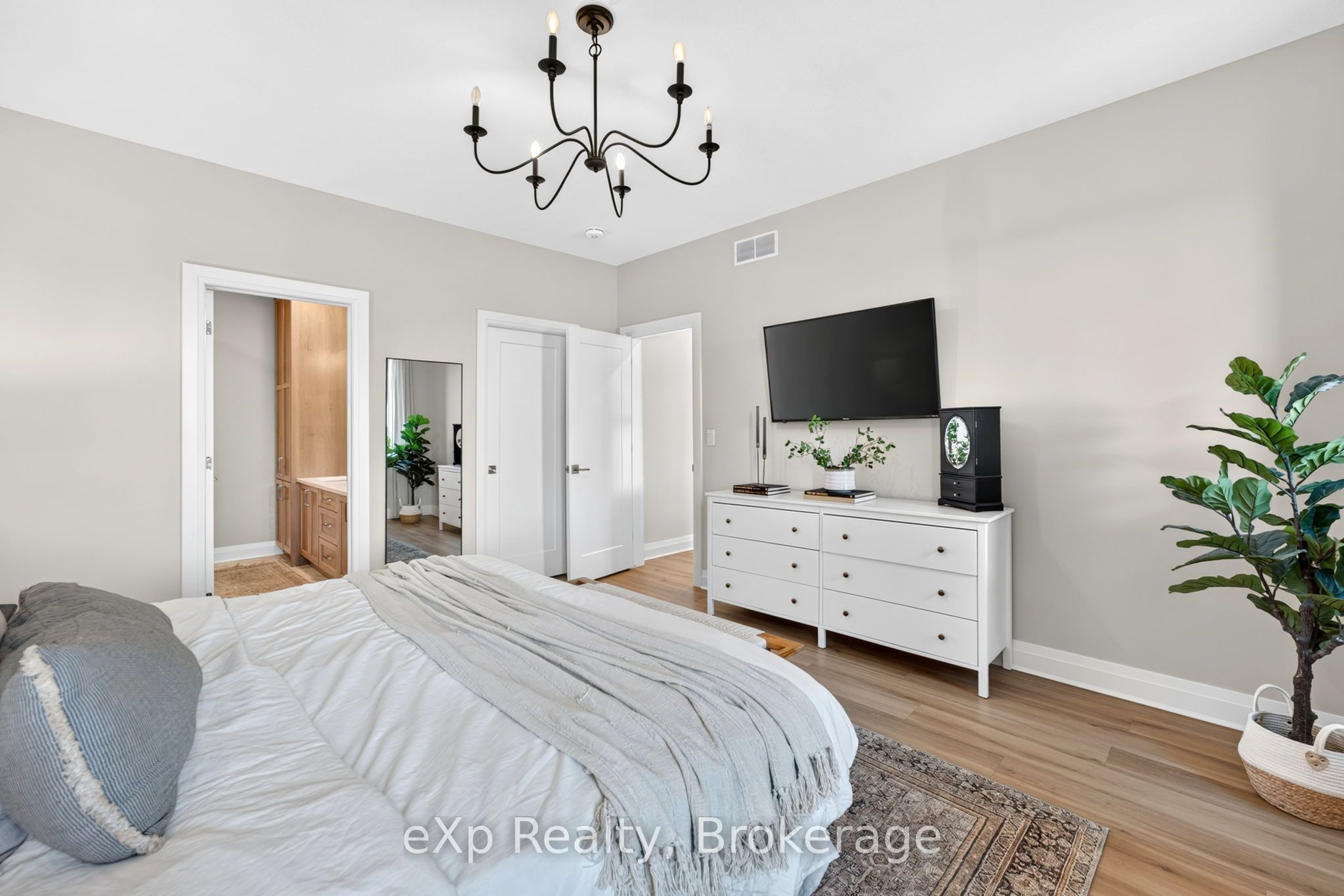 160 Orr Street Property Photo 21