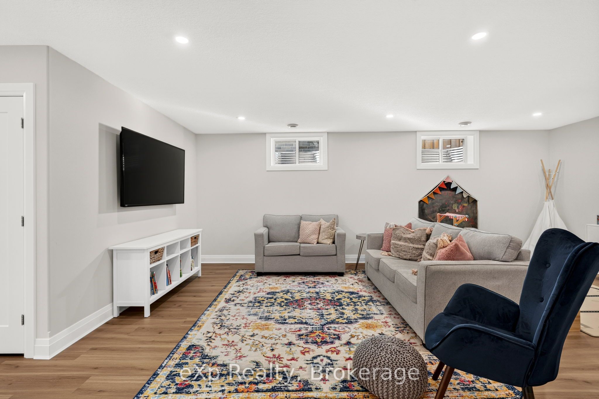 160 Orr Street Property Photo 29
