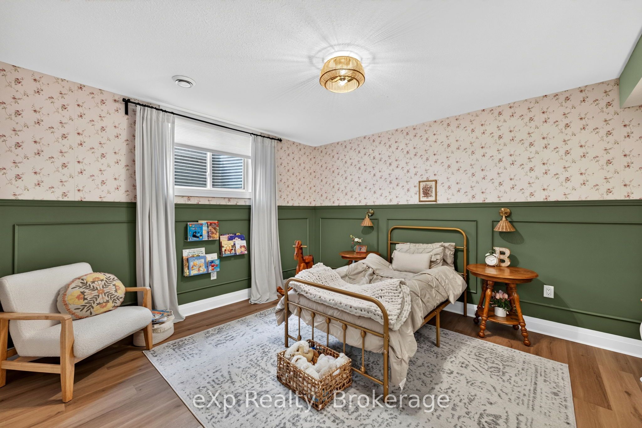 160 Orr Street Property Photo 35