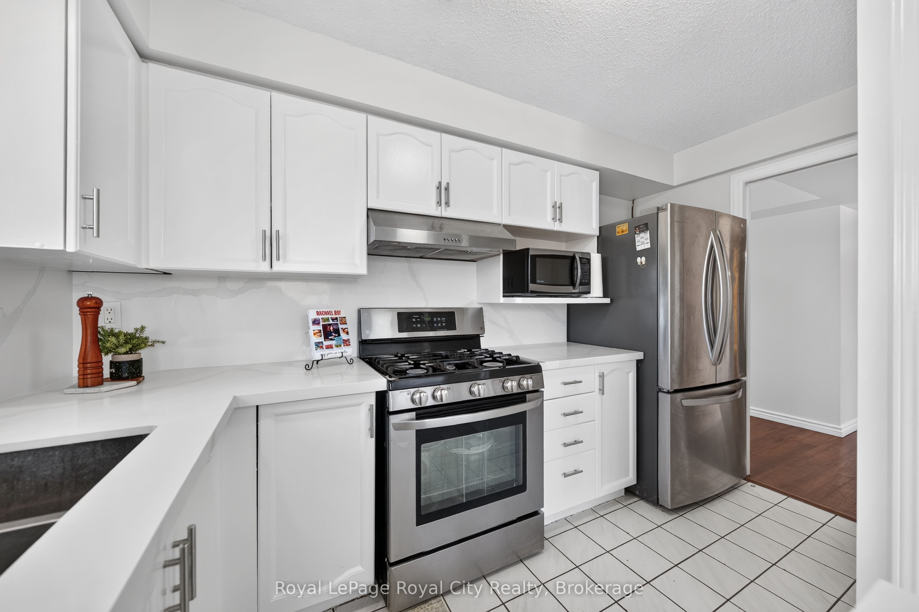 281 Bristol Street 701 Property Photo 13