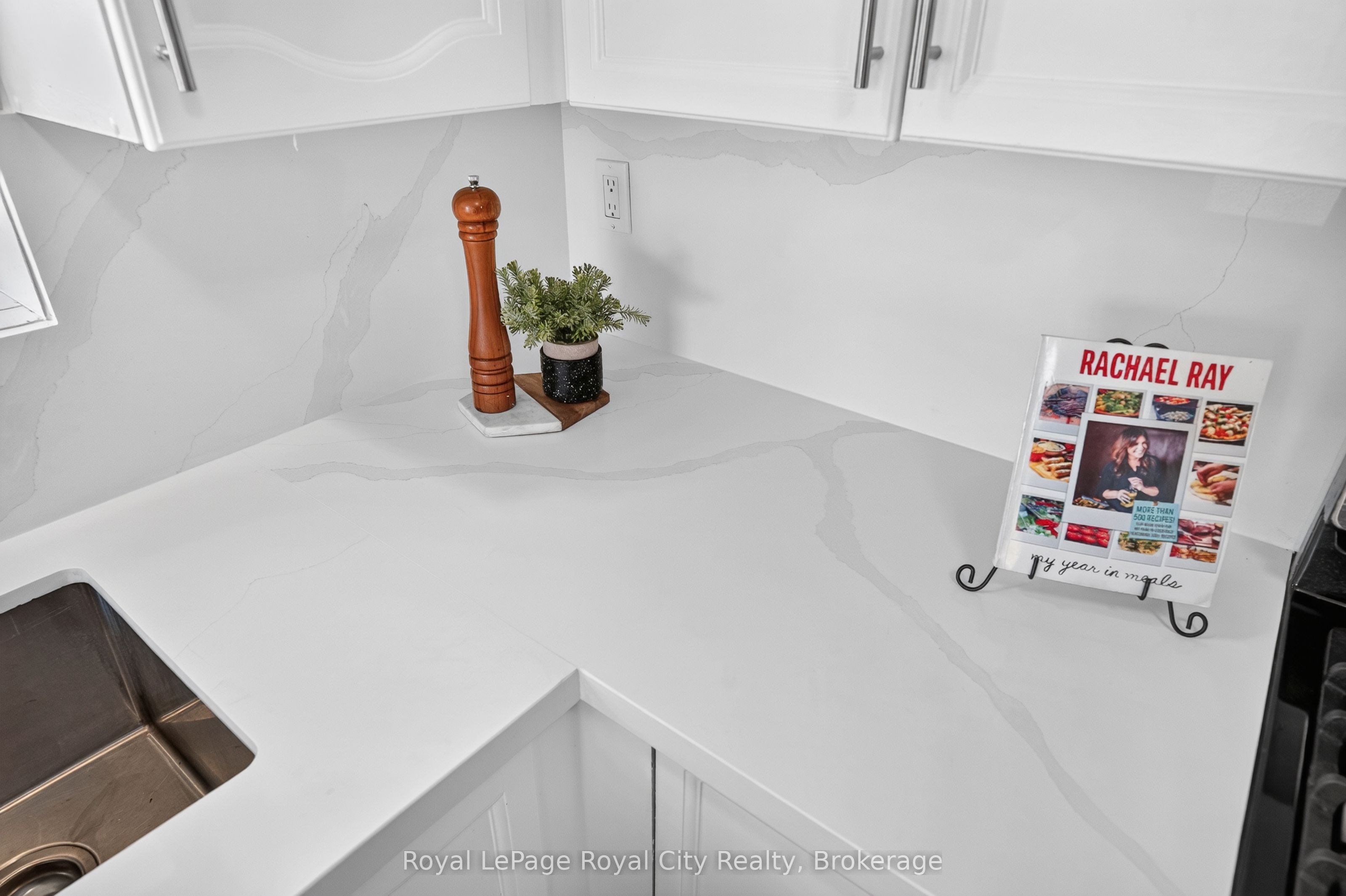 281 Bristol Street 701 Property Photo 17