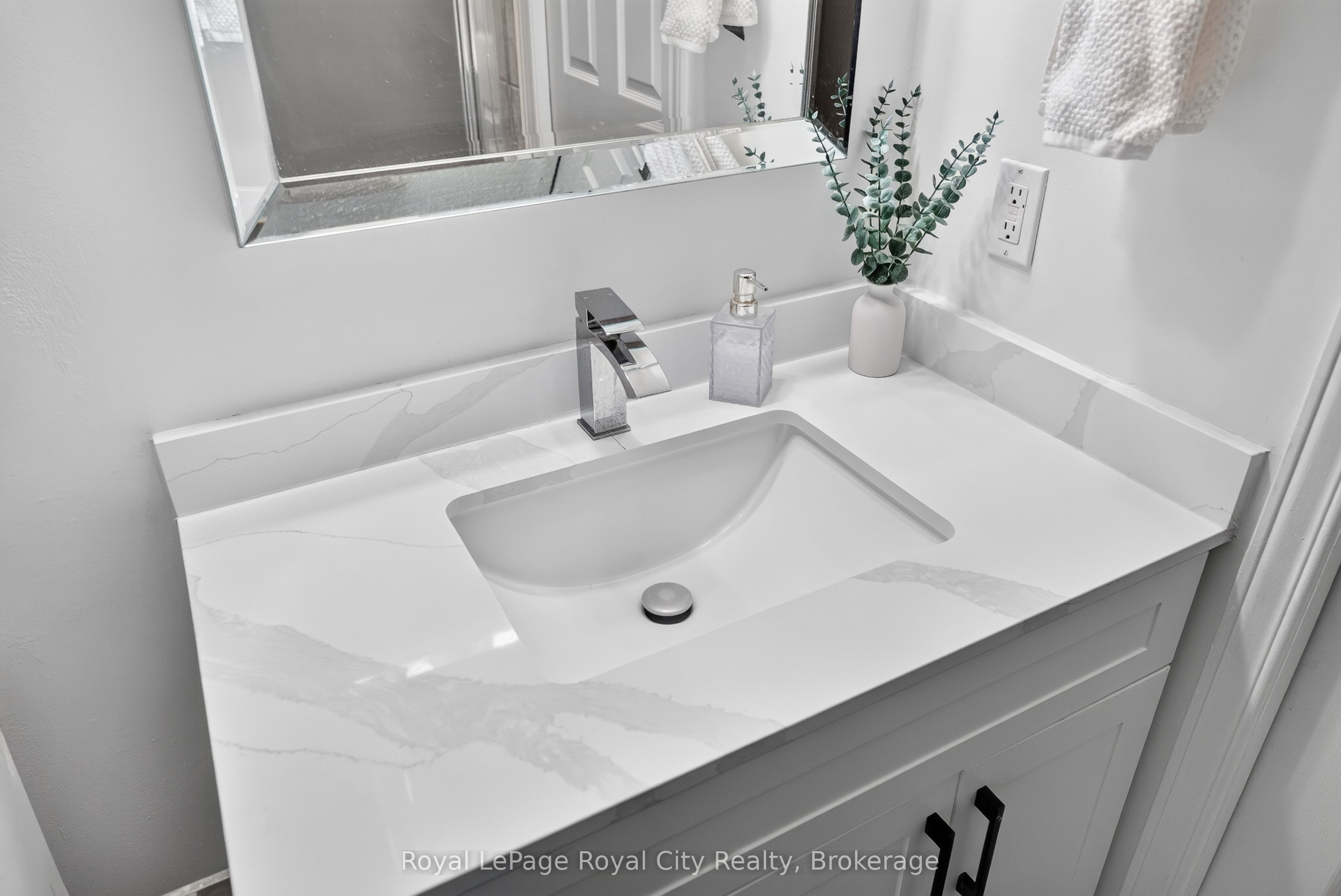 281 Bristol Street 701 Property Photo 40
