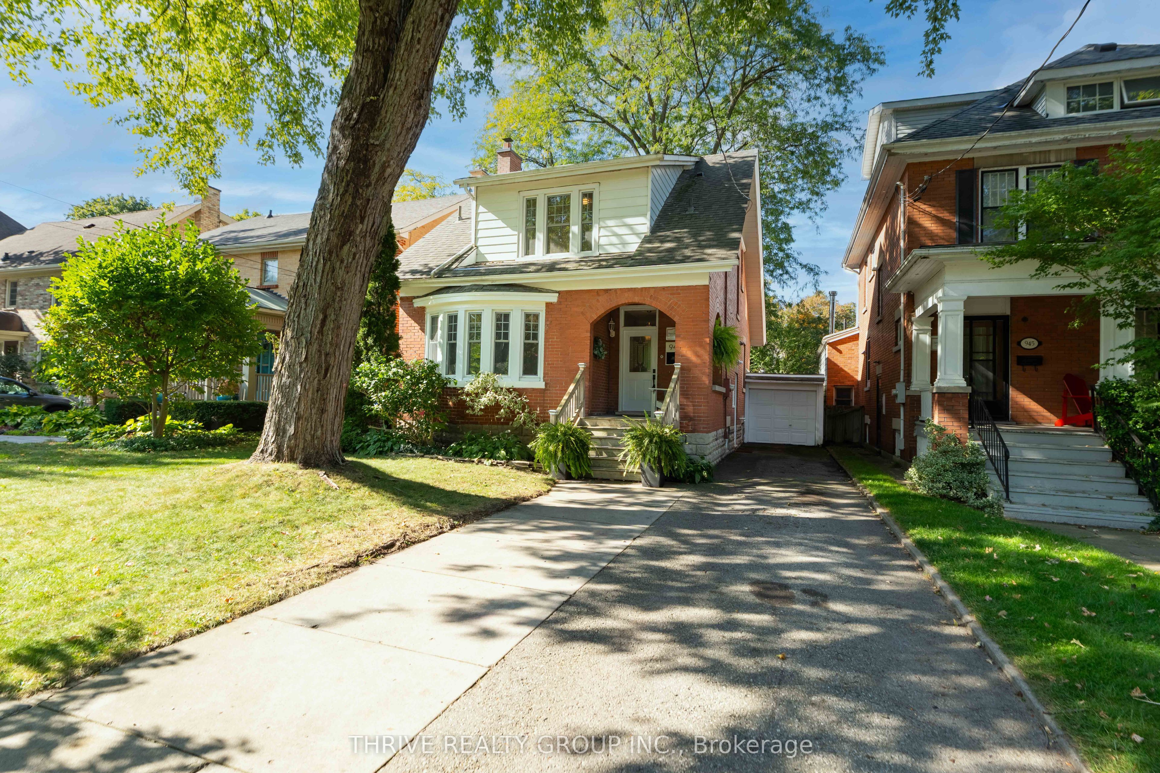 943 Waterloo Street Property Photo 1