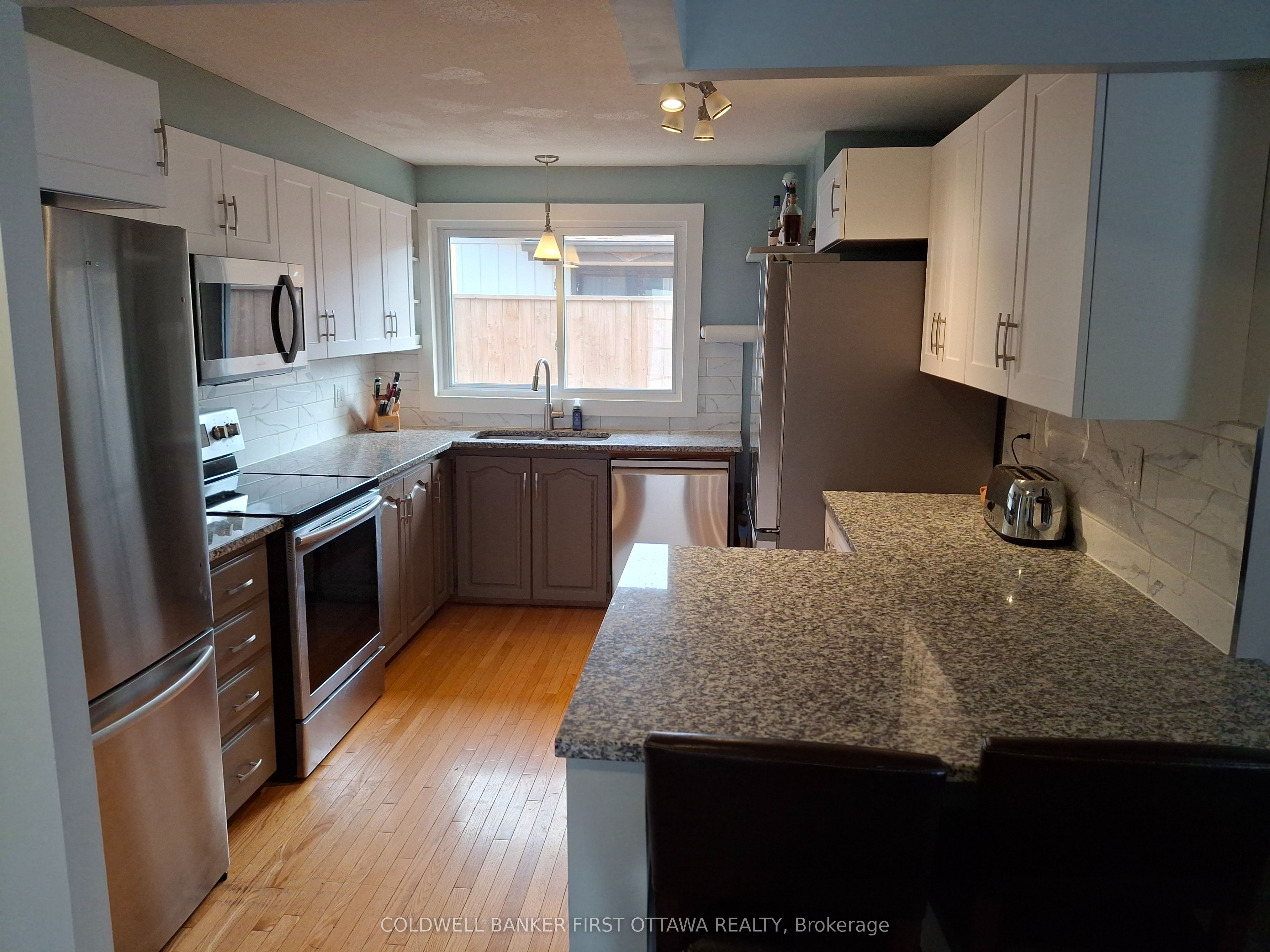 30 Lansfield Way Property Photo 5