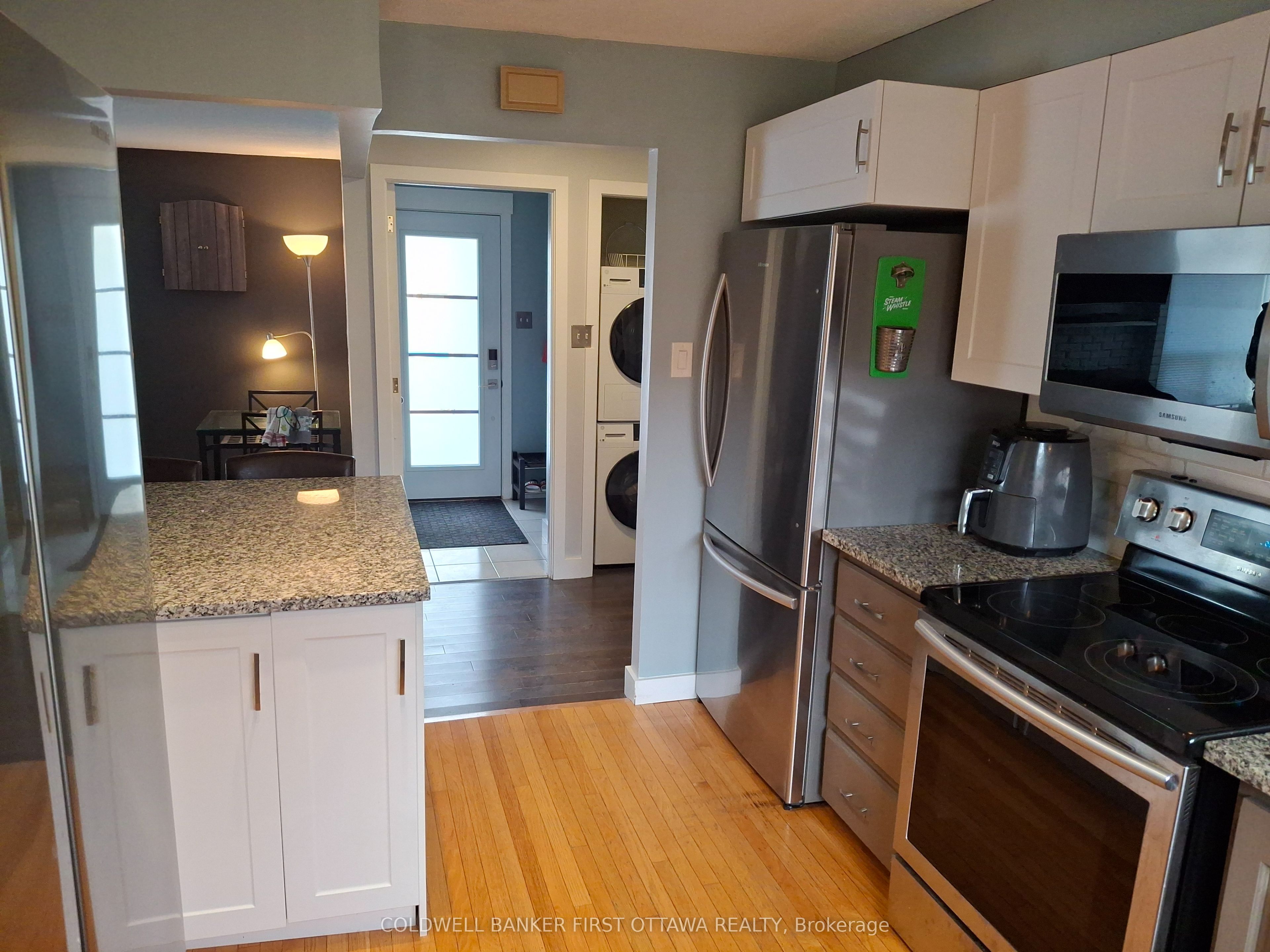 30 Lansfield Way Property Photo 7