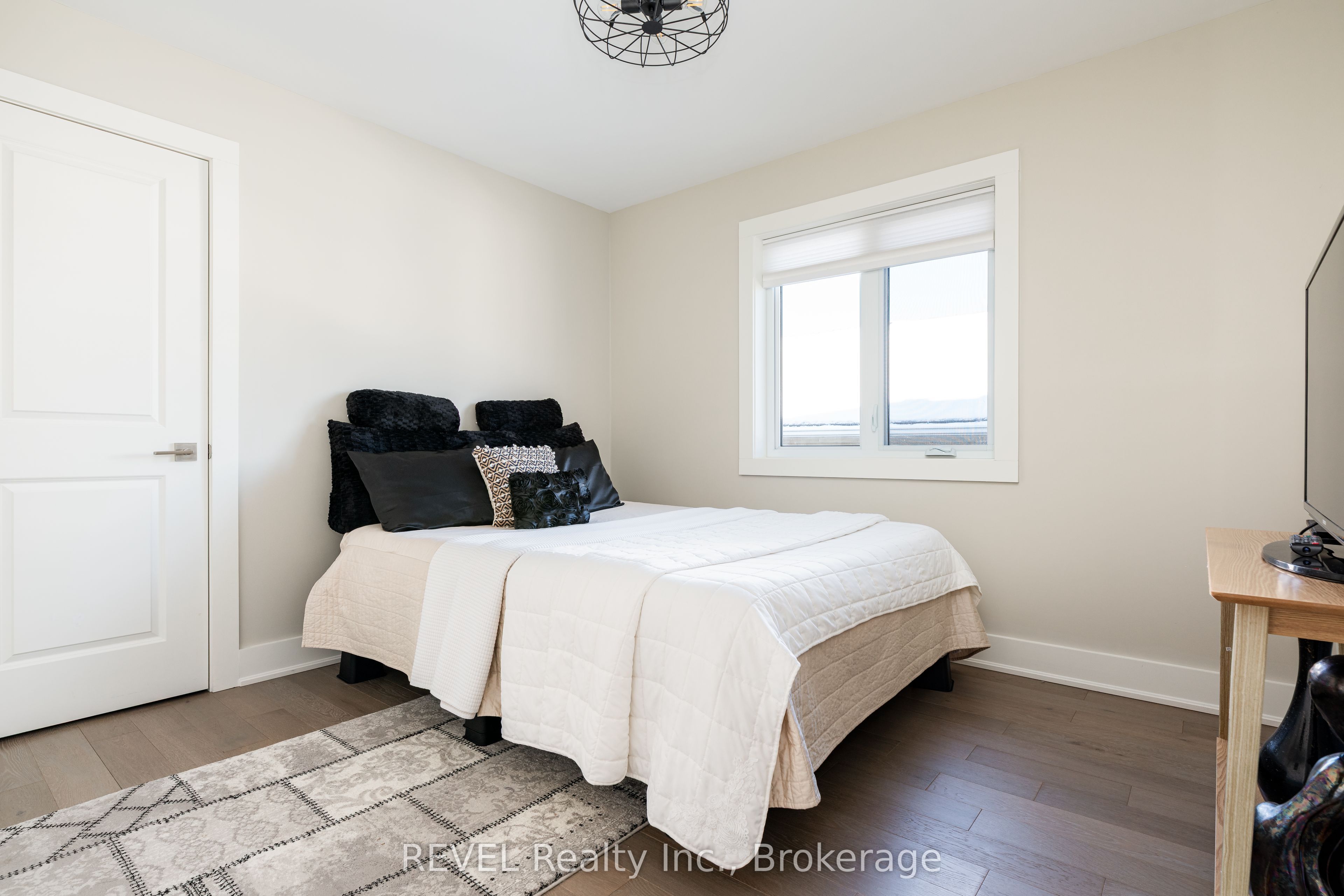 1 Princeton Common Street Property Photo 28