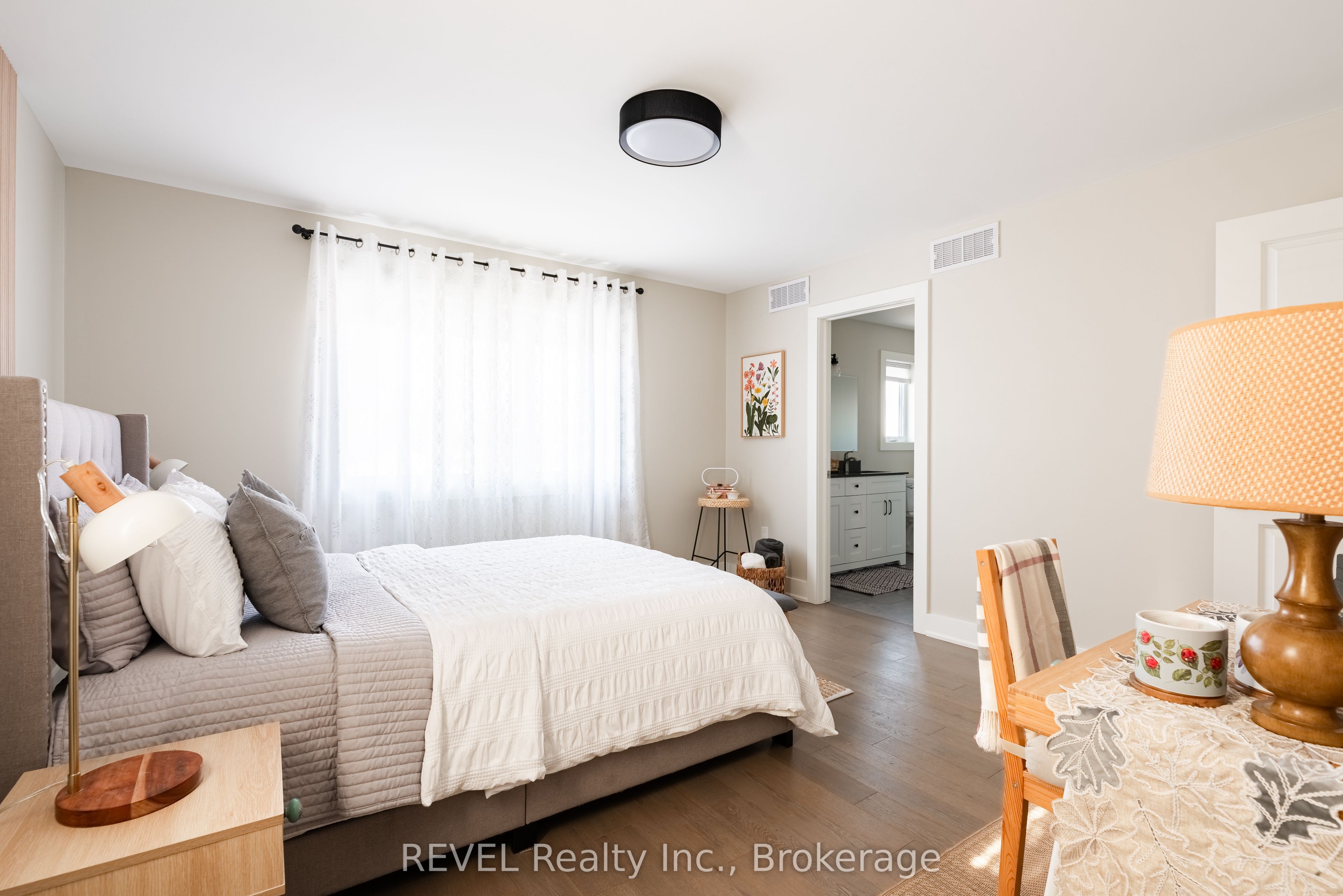 1 Princeton Common Street Property Photo 32