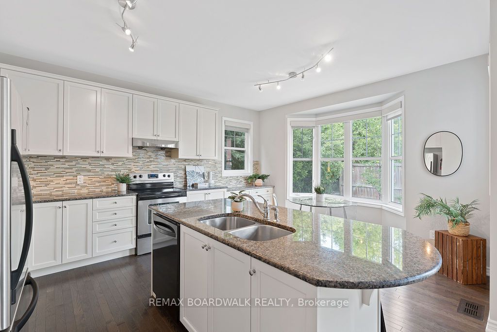 427 Brigatine Avenue Property Photo 8