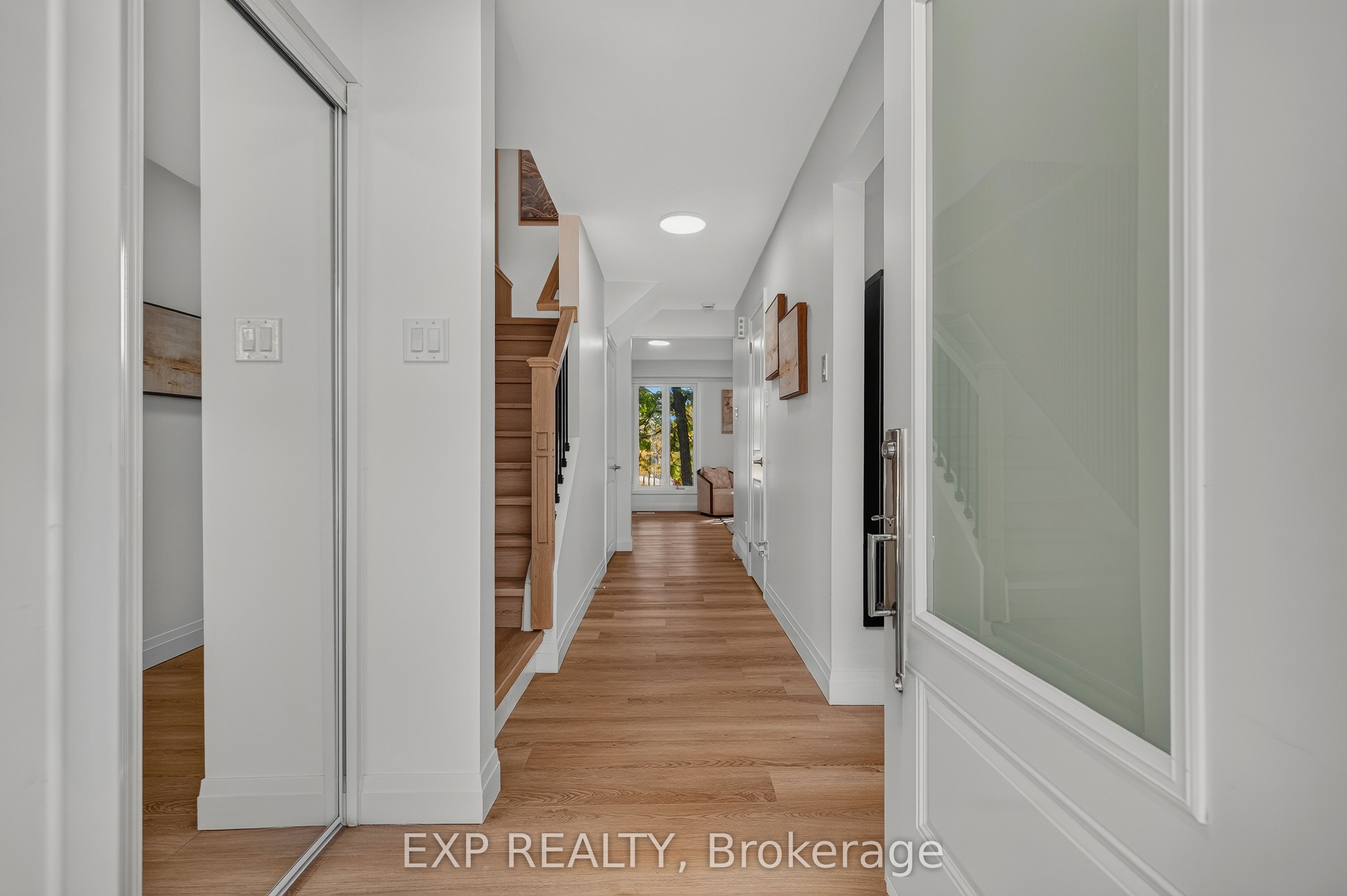 103 Dalegrove Drive Property Photo 3