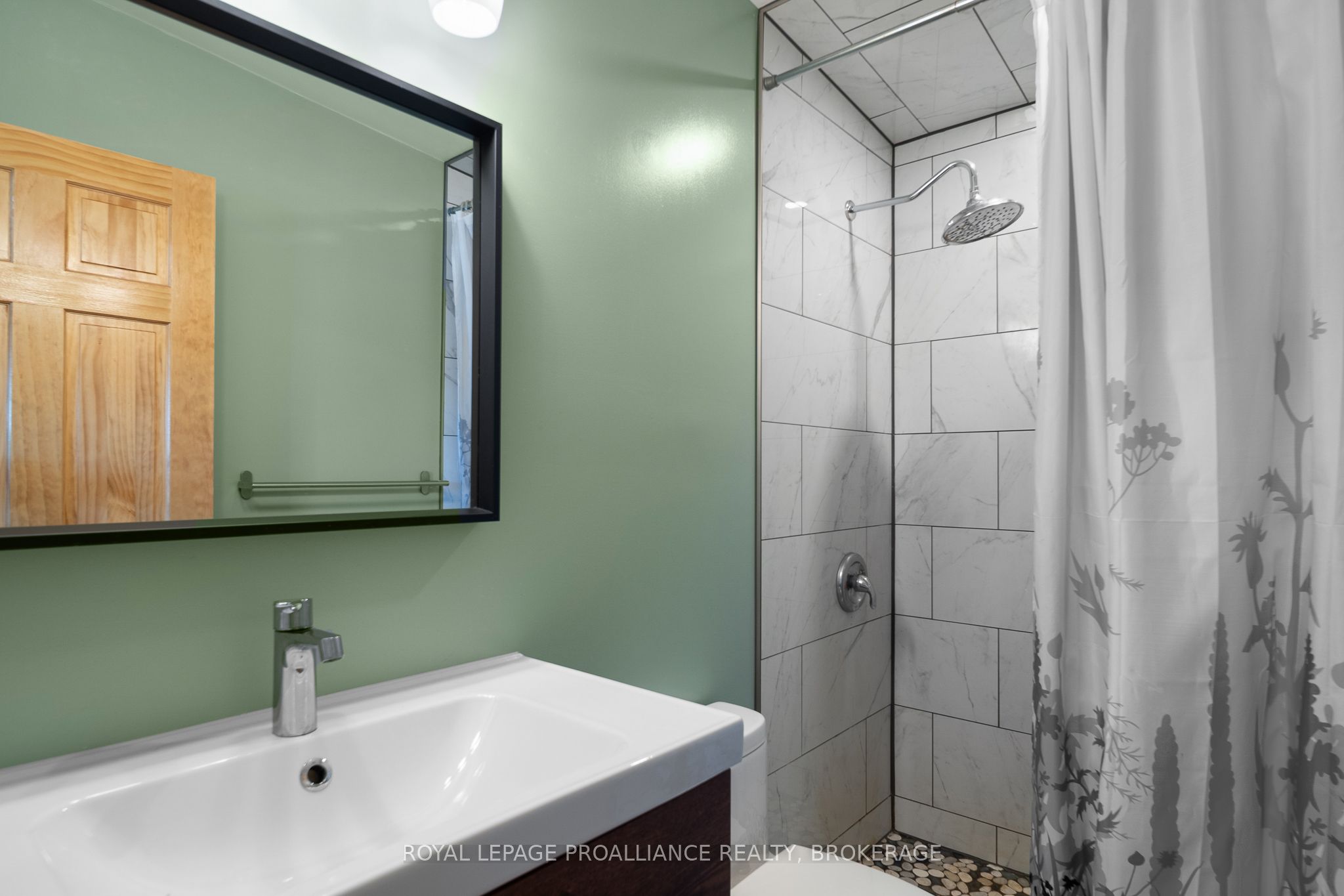 402 Troy Lake Road Property Photo 13