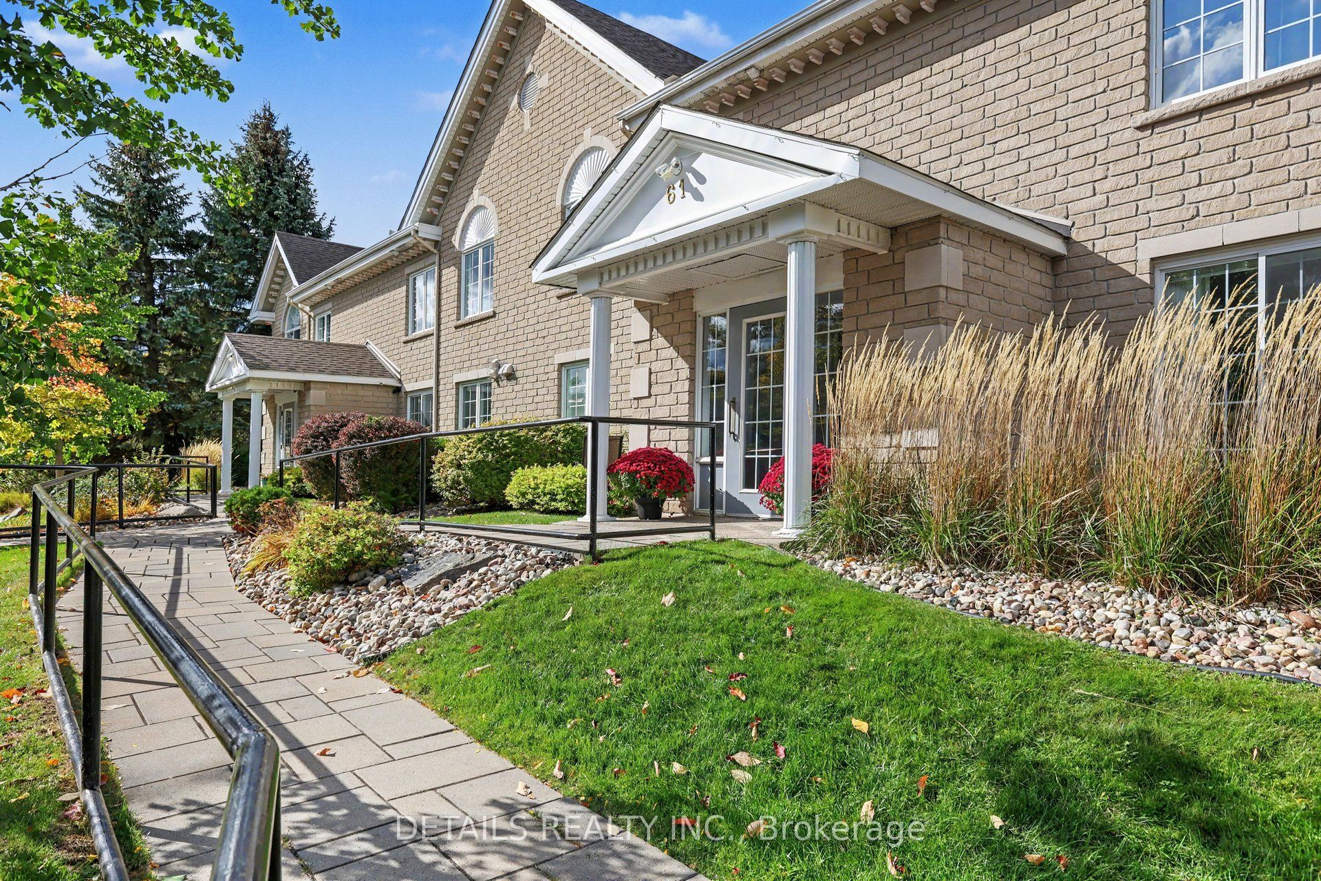 61 Robson Court 1d Property Photo 2