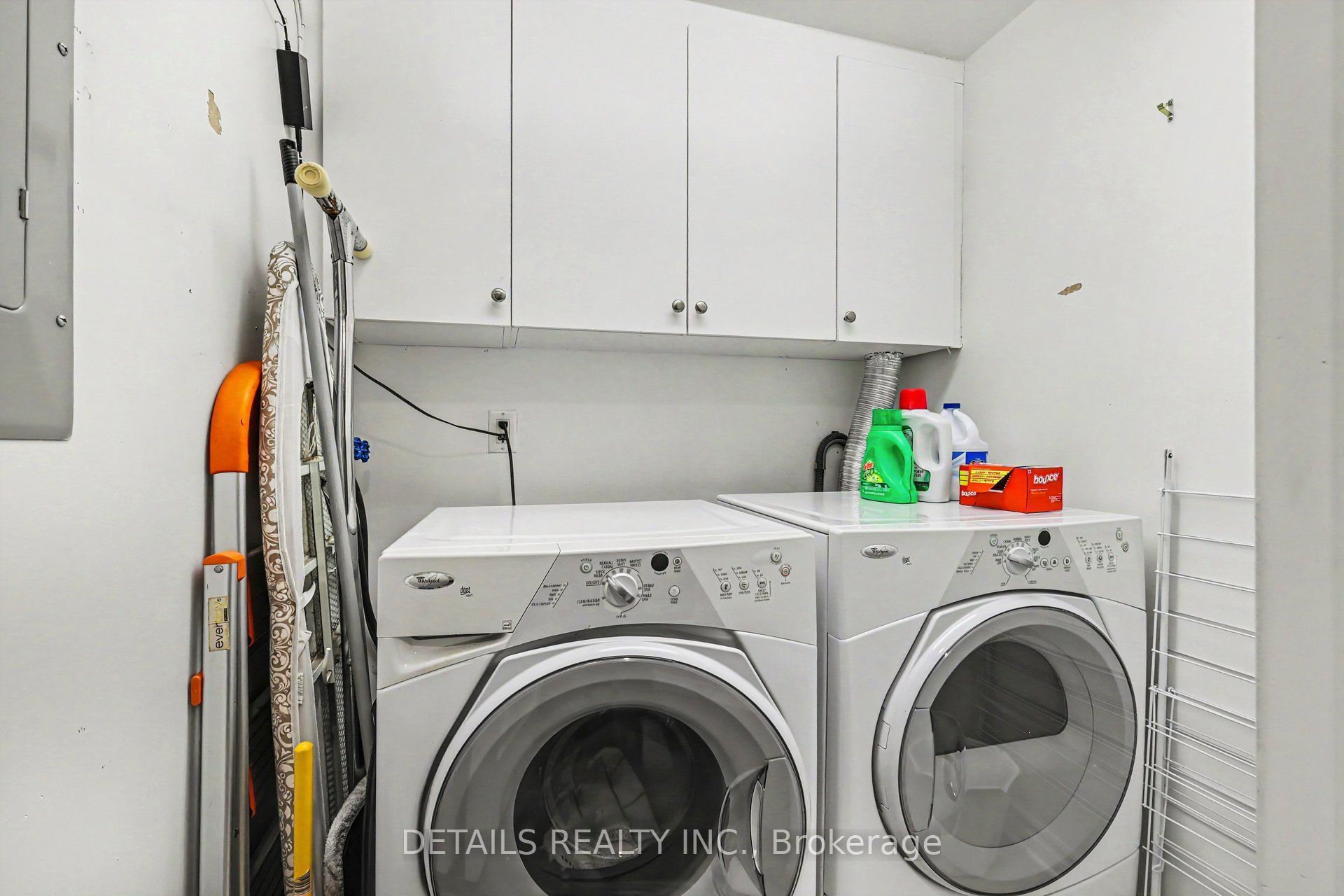 61 Robson Court 1d Property Photo 26